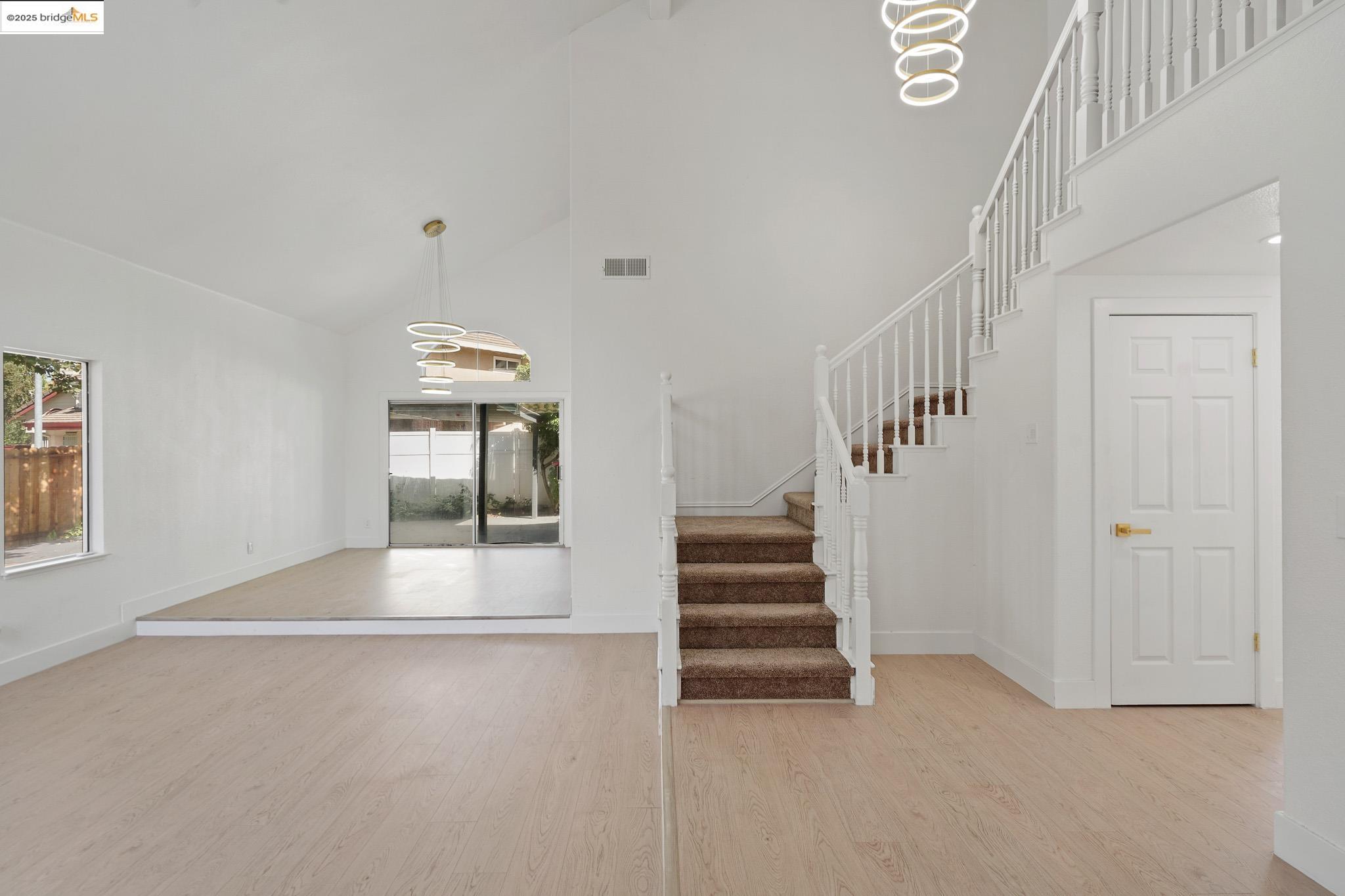 Detail Gallery Image 11 of 59 For 3412 Shogoro Ln, Stockton,  CA 95206 - 4 Beds | 2/1 Baths