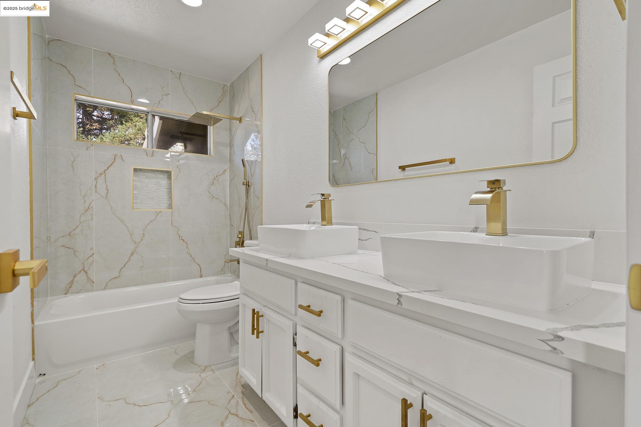 Detail Gallery Image 13 of 59 For 3412 Shogoro Ln, Stockton,  CA 95206 - 4 Beds | 2/1 Baths