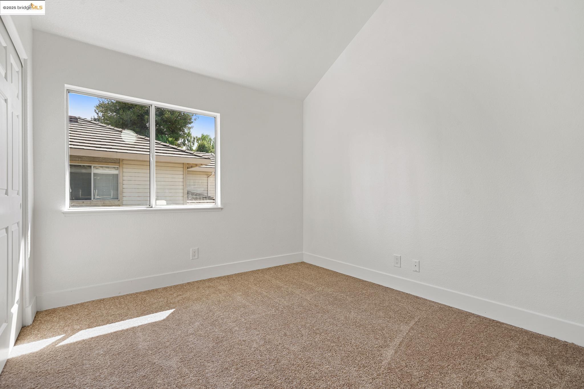 Detail Gallery Image 14 of 59 For 3412 Shogoro Ln, Stockton,  CA 95206 - 4 Beds | 2/1 Baths