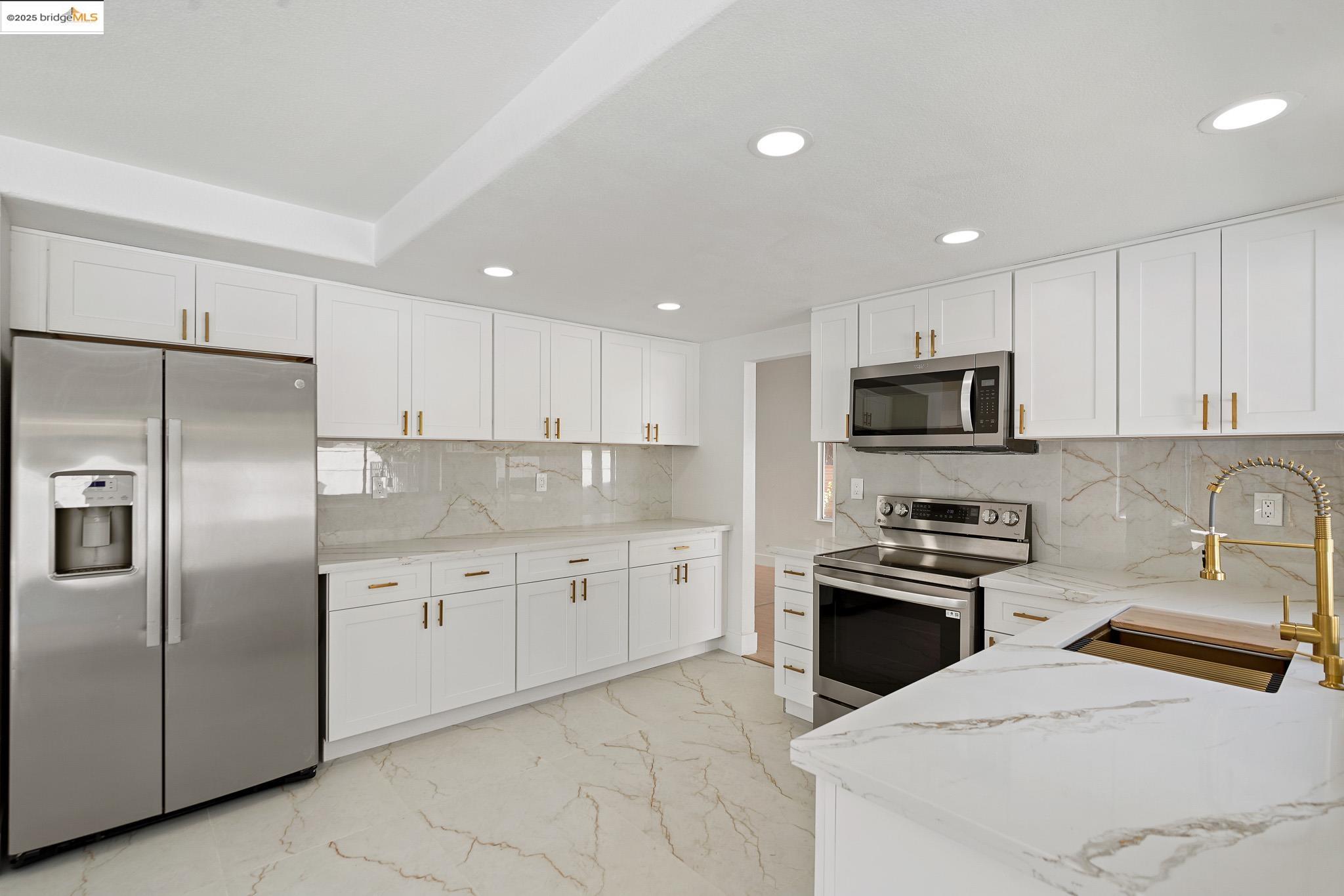 Detail Gallery Image 26 of 59 For 3412 Shogoro Ln, Stockton,  CA 95206 - 4 Beds | 2/1 Baths