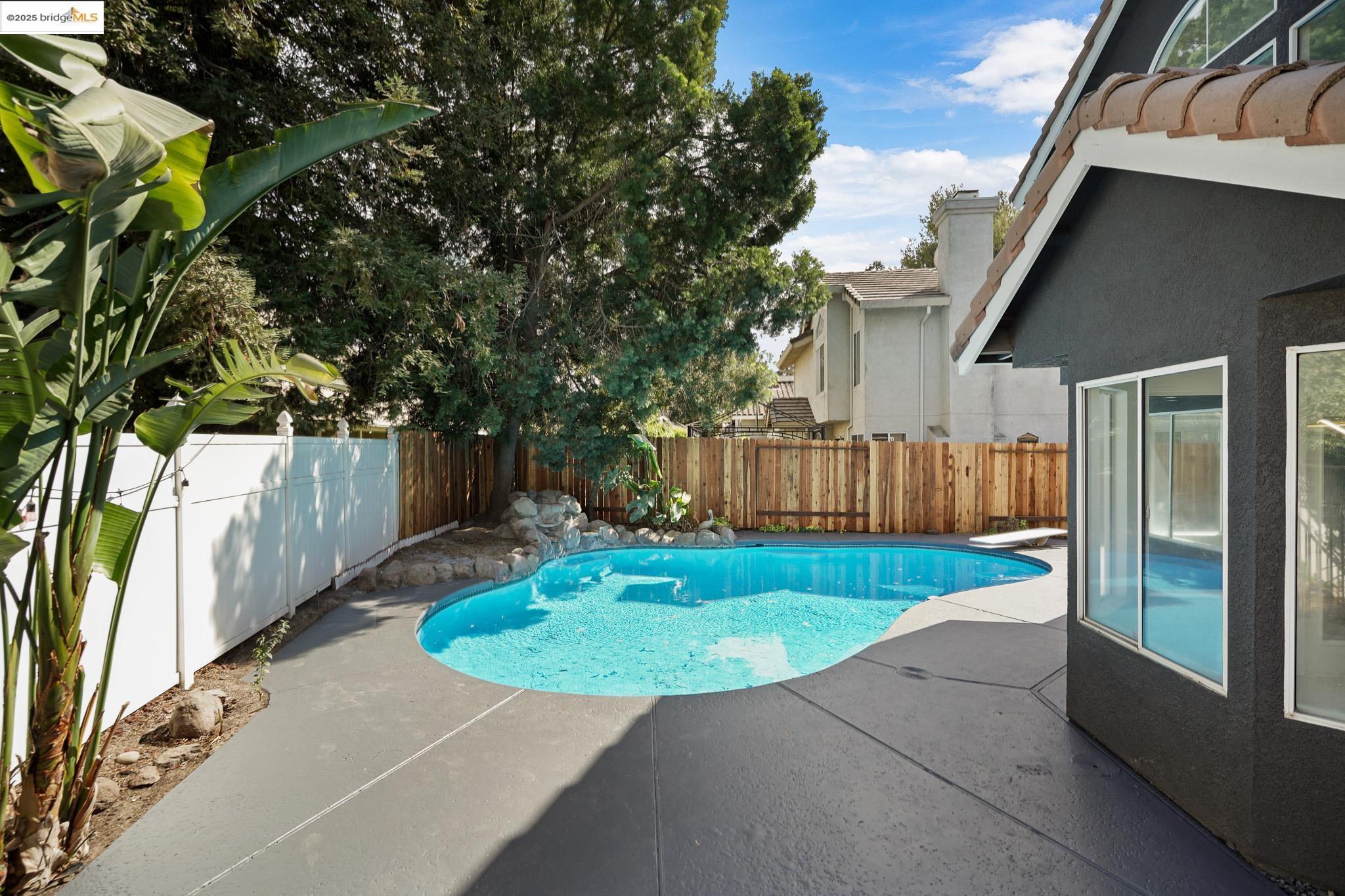 Detail Gallery Image 30 of 59 For 3412 Shogoro Ln, Stockton,  CA 95206 - 4 Beds | 2/1 Baths