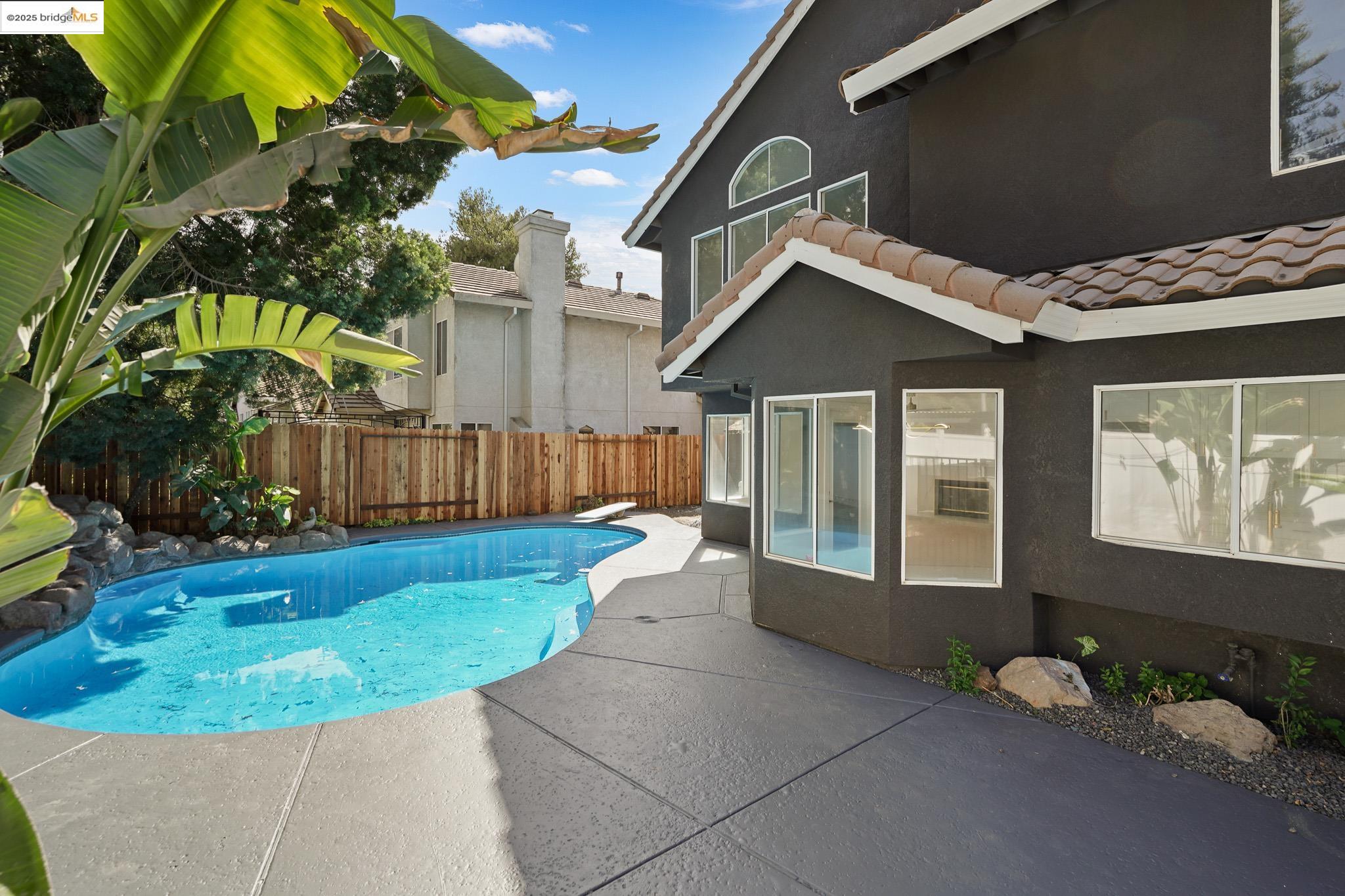 Detail Gallery Image 32 of 59 For 3412 Shogoro Ln, Stockton,  CA 95206 - 4 Beds | 2/1 Baths