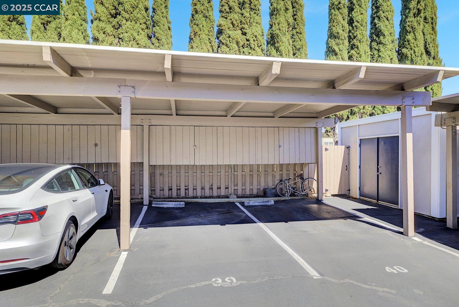 Photo #3: 41112107 Listing: Photo #3