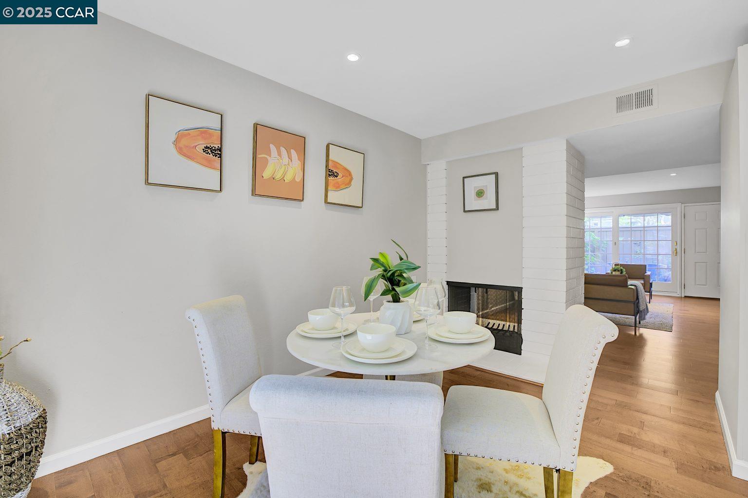 Detail Gallery Image 9 of 33 For 2133 Donald Dr #9,  Moraga,  CA 94556 - 2 Beds | 1/1 Baths