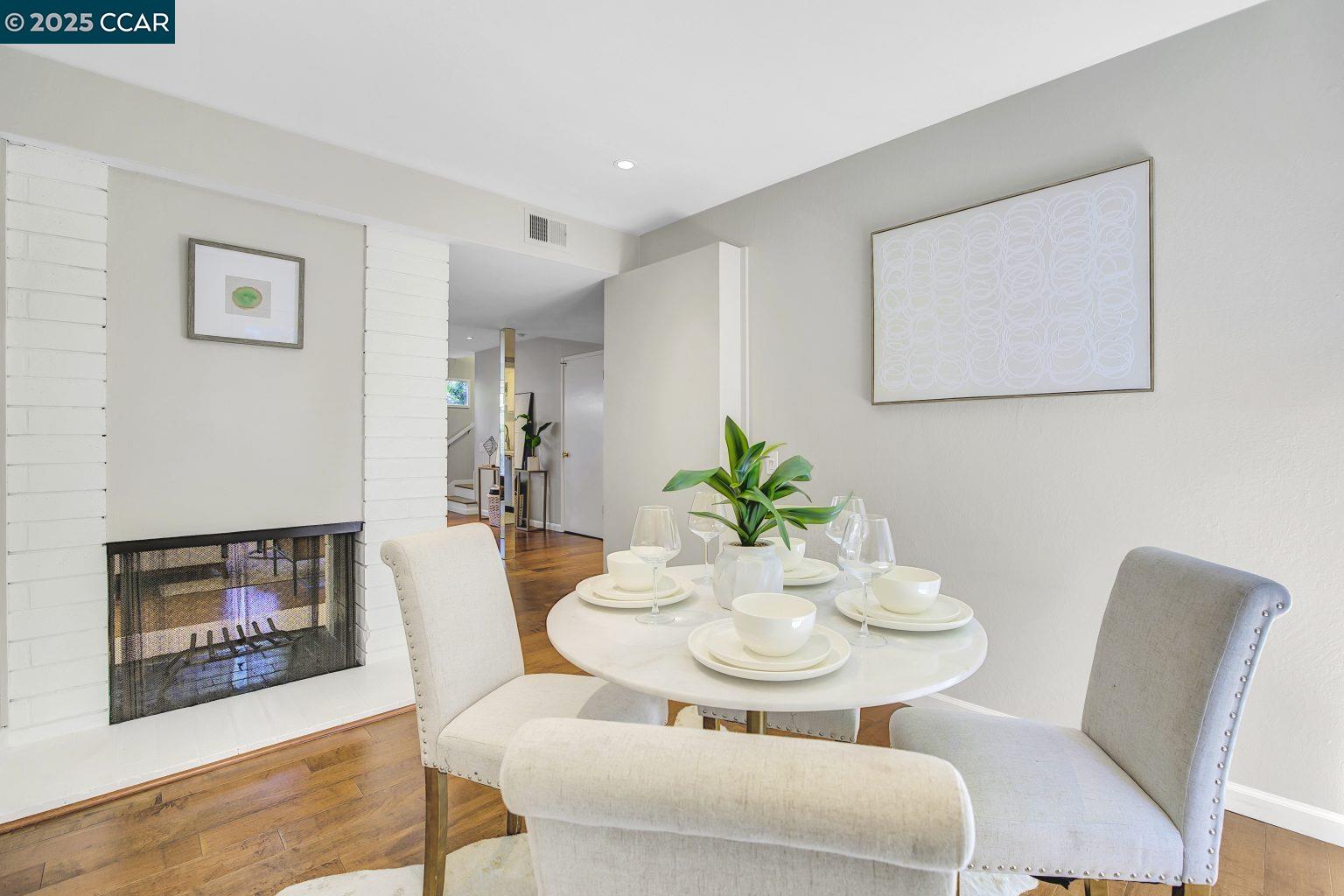 Photo #10: 41112107 Listing: Photo #10