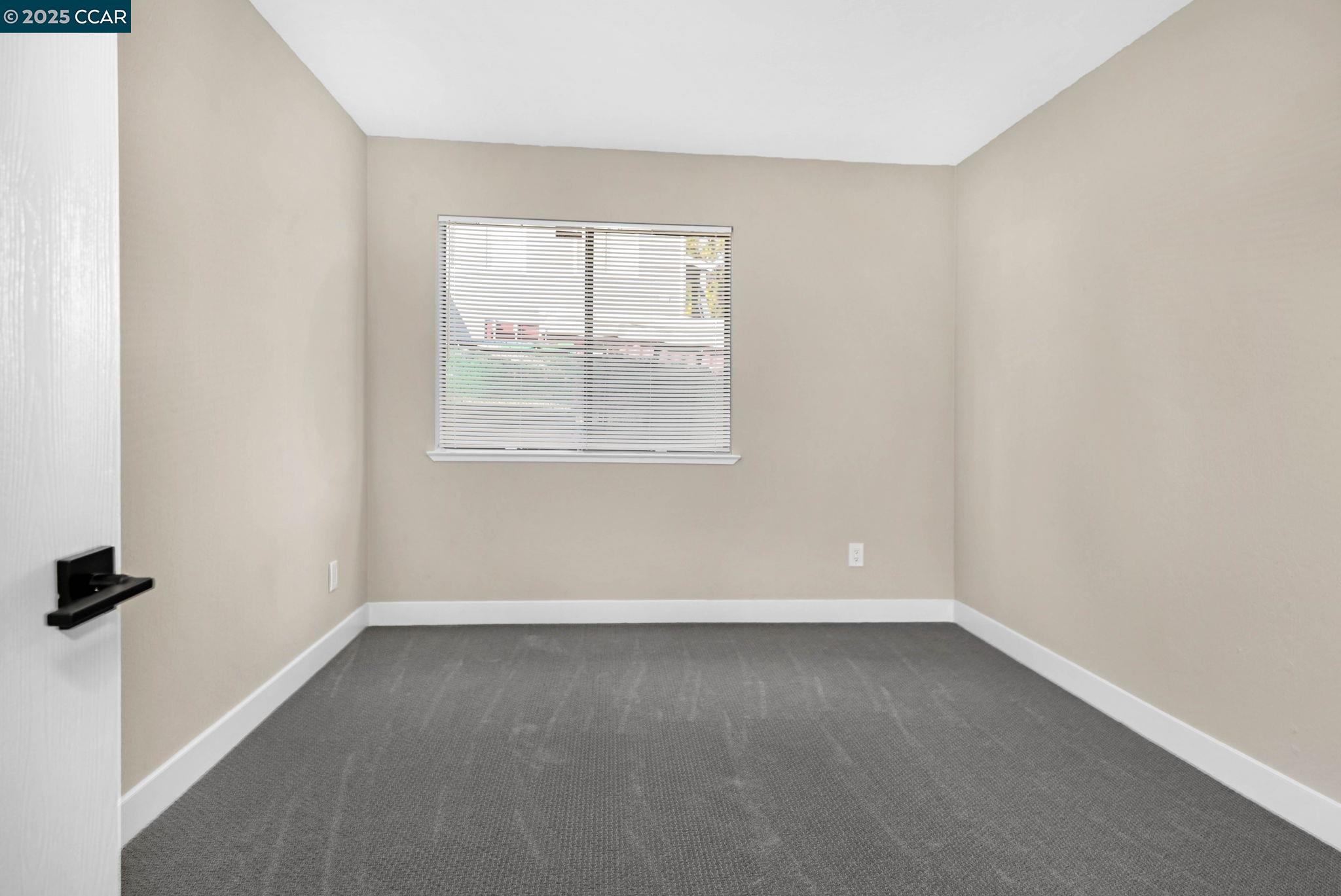 Photo #12: 41112112 Listing: Photo #12