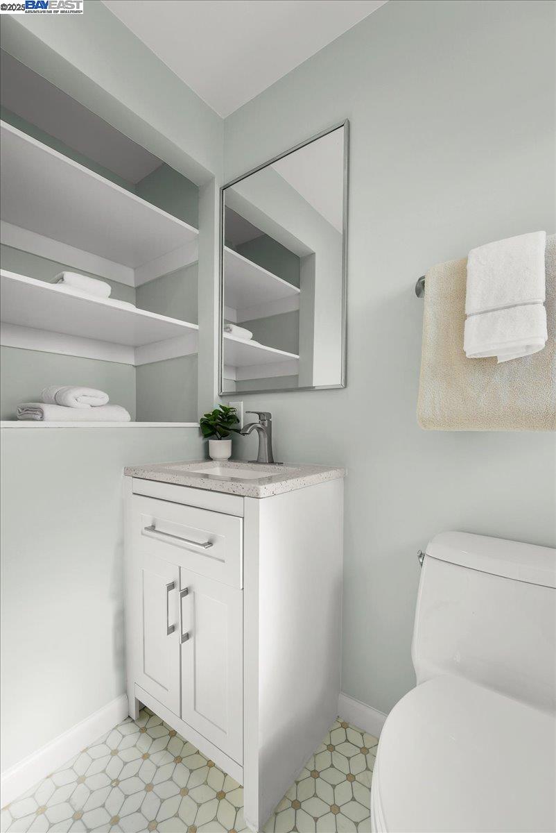 Detail Gallery Image 22 of 25 For 22592 Sonoma St, Hayward,  CA 94541 - 4 Beds | 3 Baths