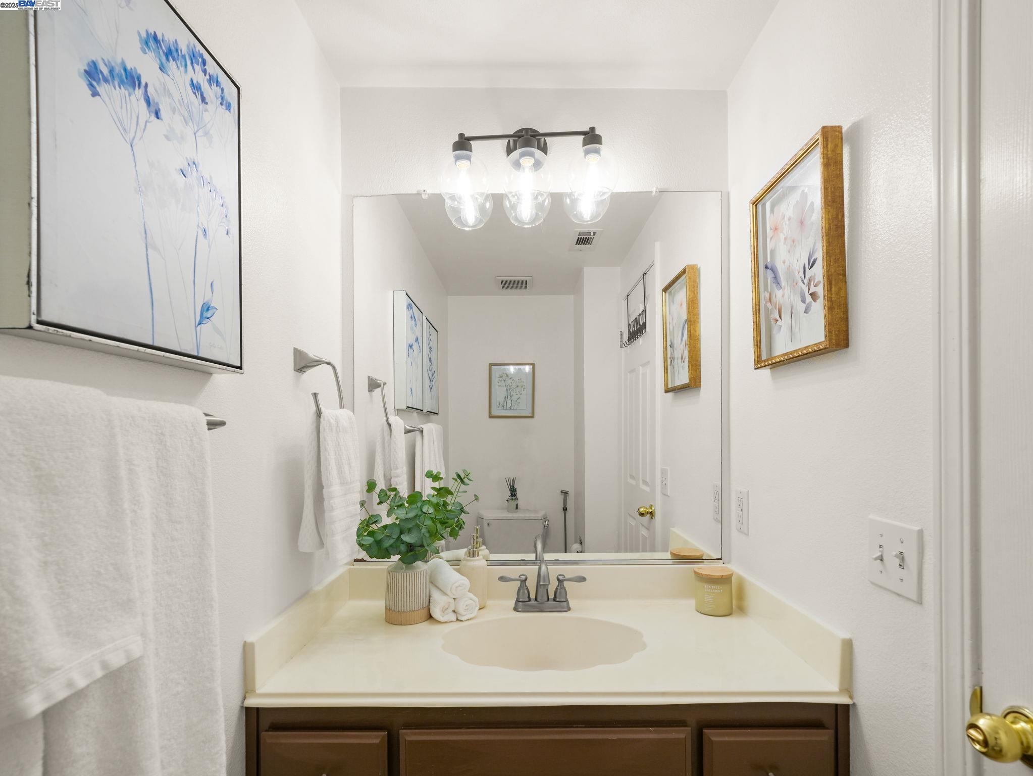 Photo #12: 41112136 Listing: Photo #12
