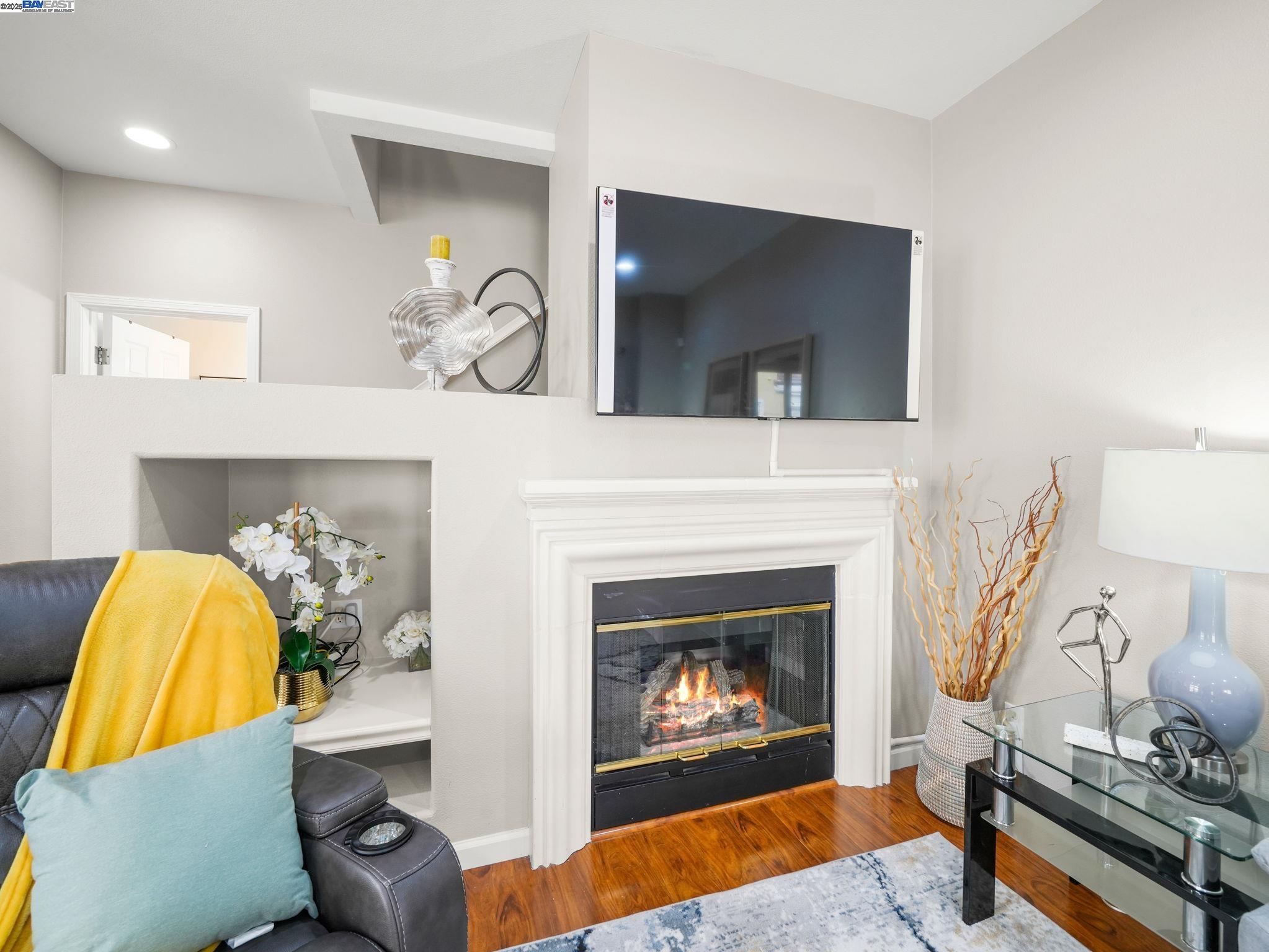 Photo #5: 41112136 Listing 