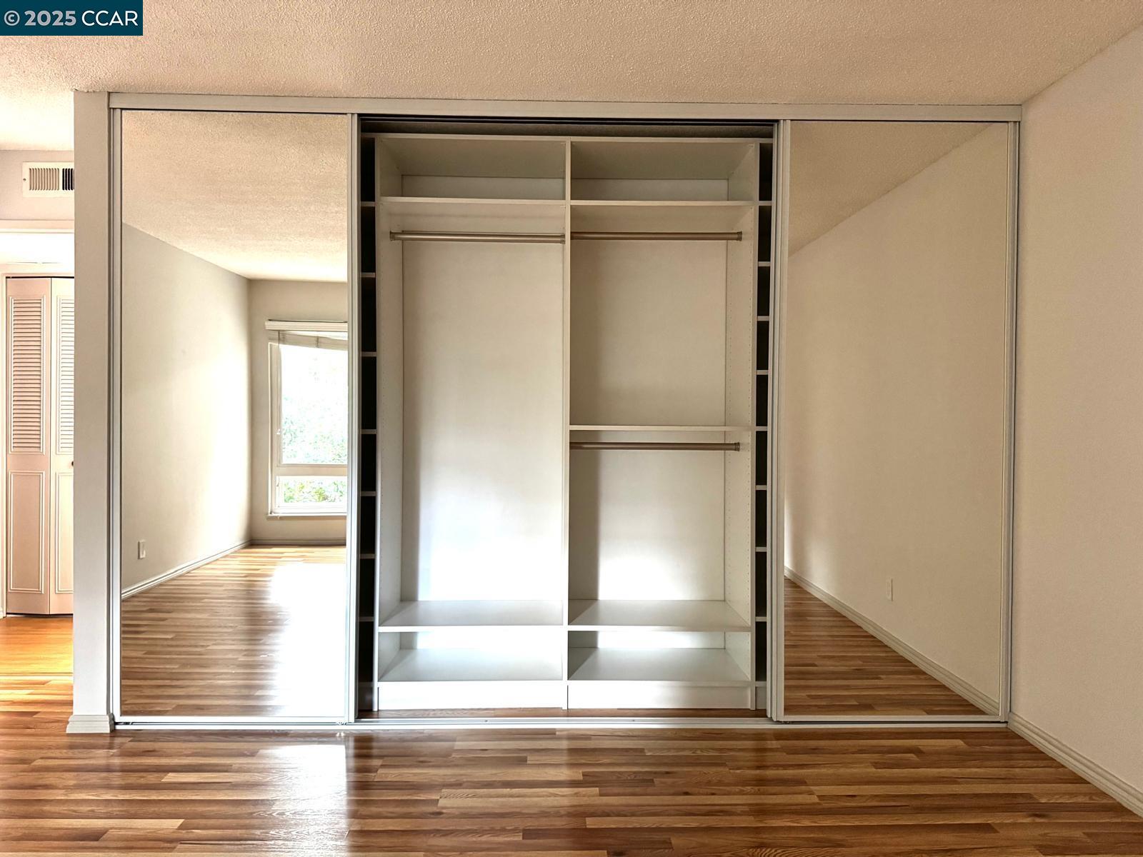 Photo #15: 41112138 Listing: Photo #15