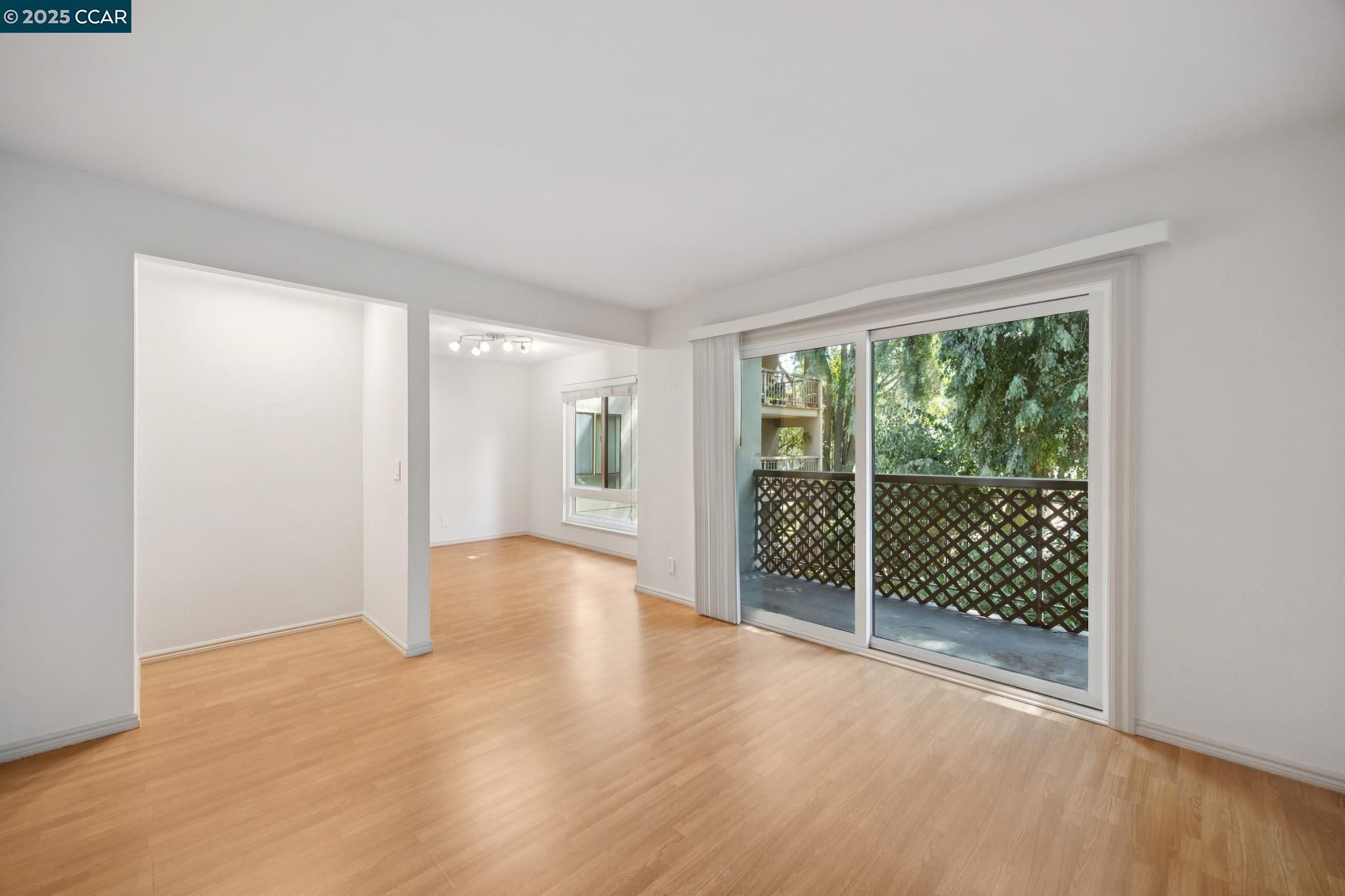 Photo #3: 41112138 Listing 