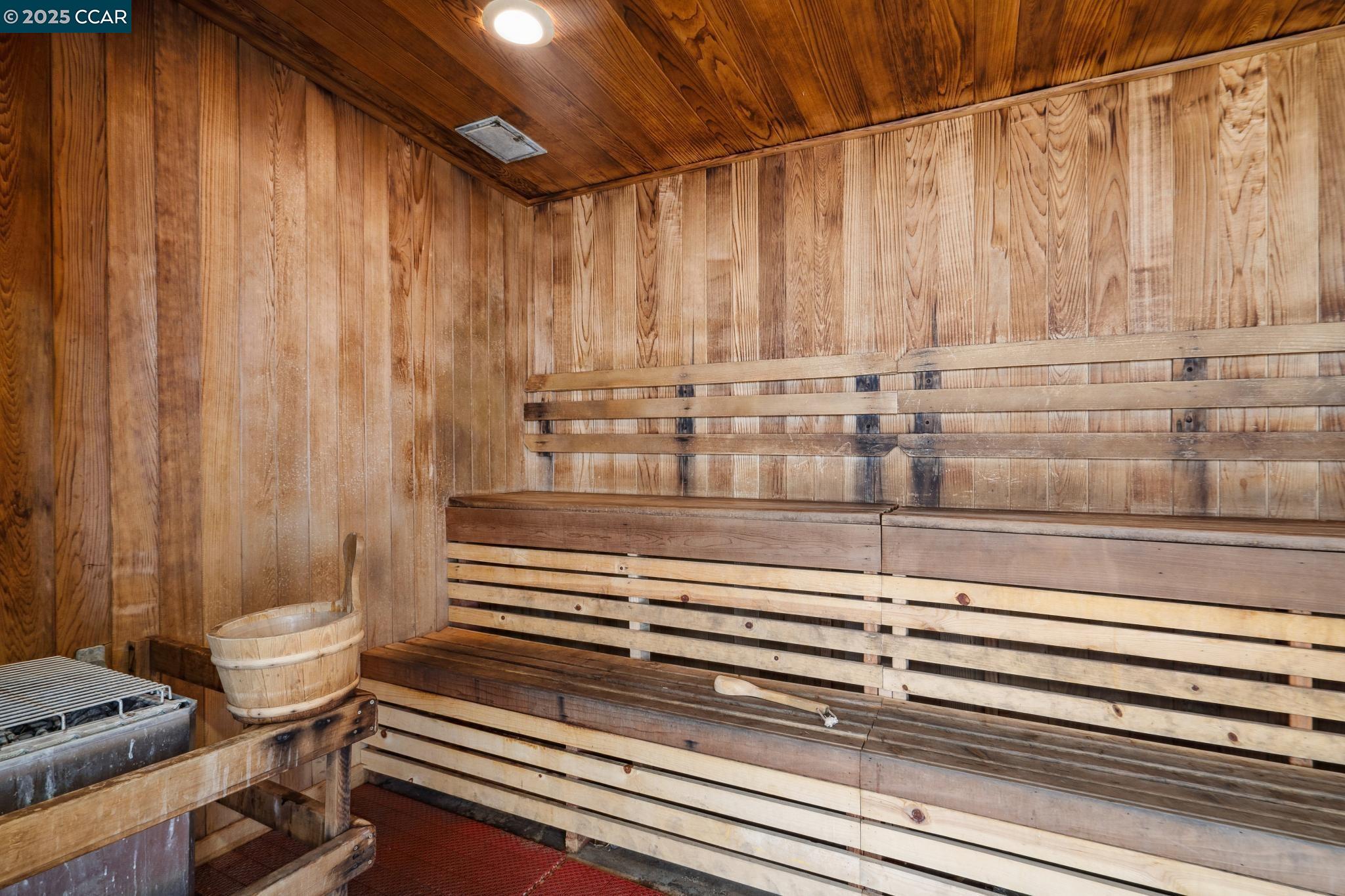 Photo #26: 41112138 Listing: Photo #26