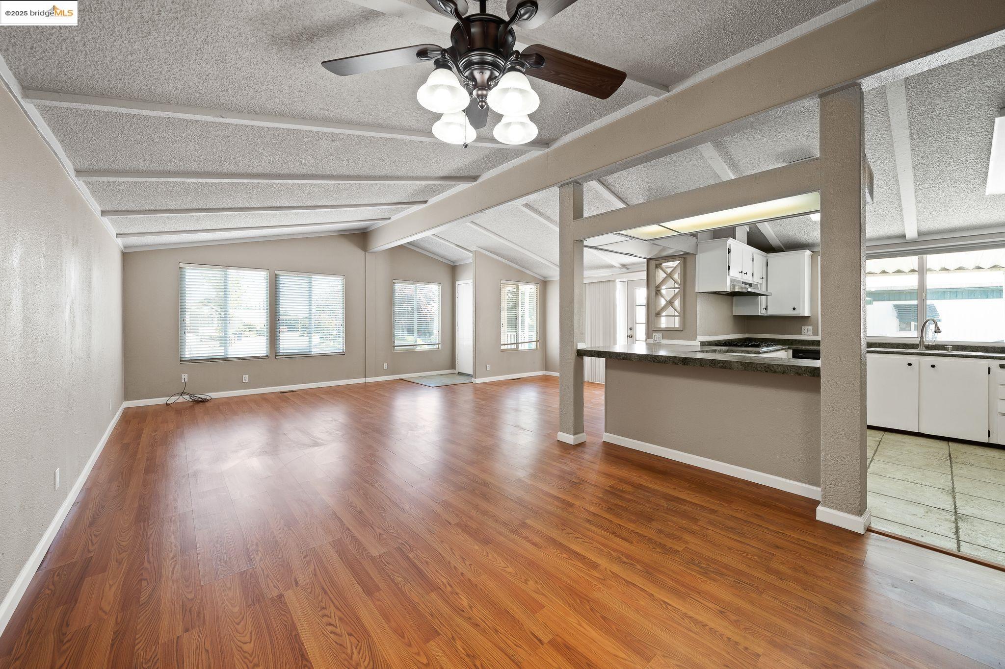 Detail Gallery Image 19 of 41 For 19690 N Highway 99 #162,  Acampo,  CA 95220 - 2 Beds | 2 Baths