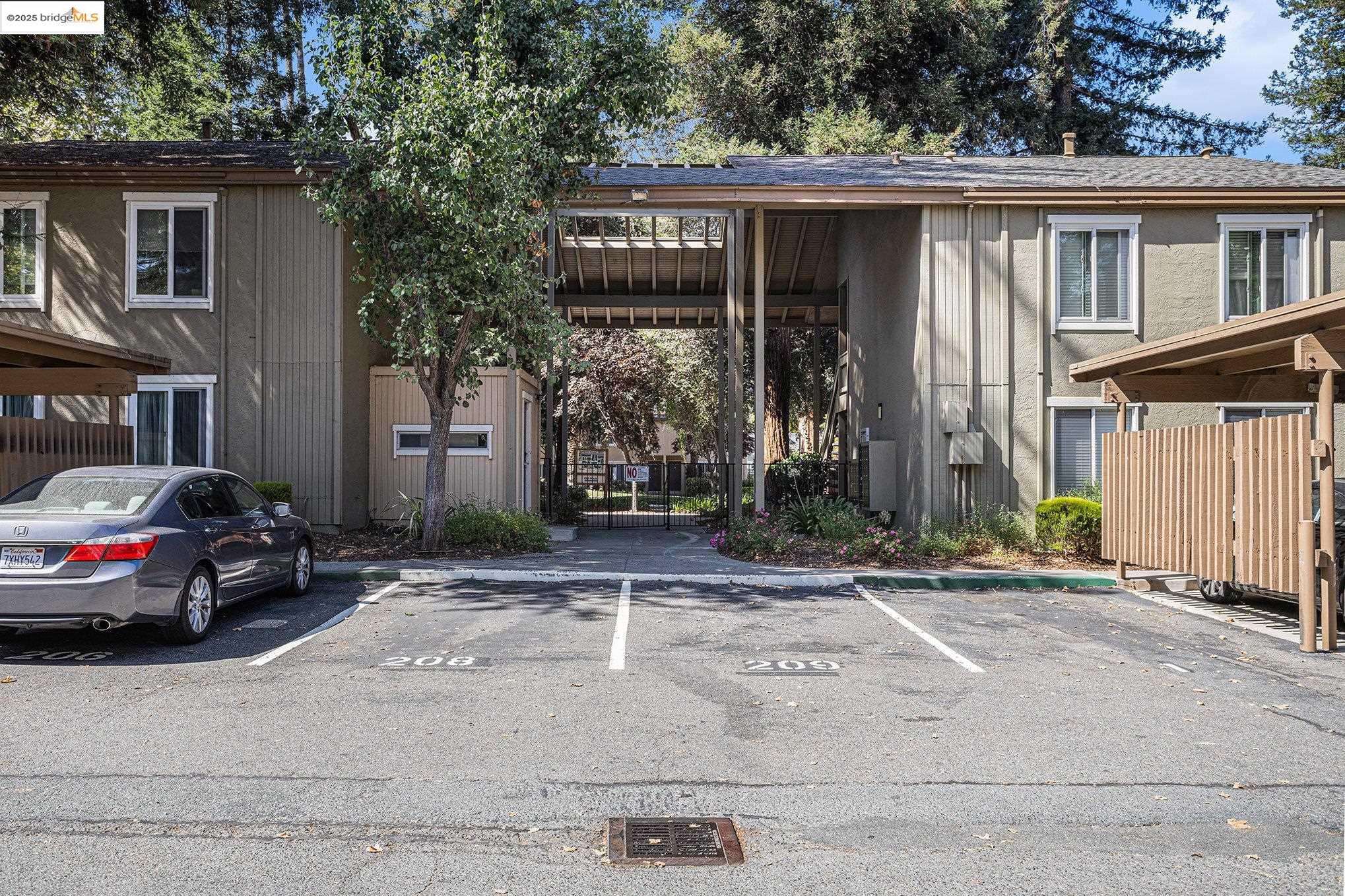 Photo #15: 41112147 Listing: Photo #15