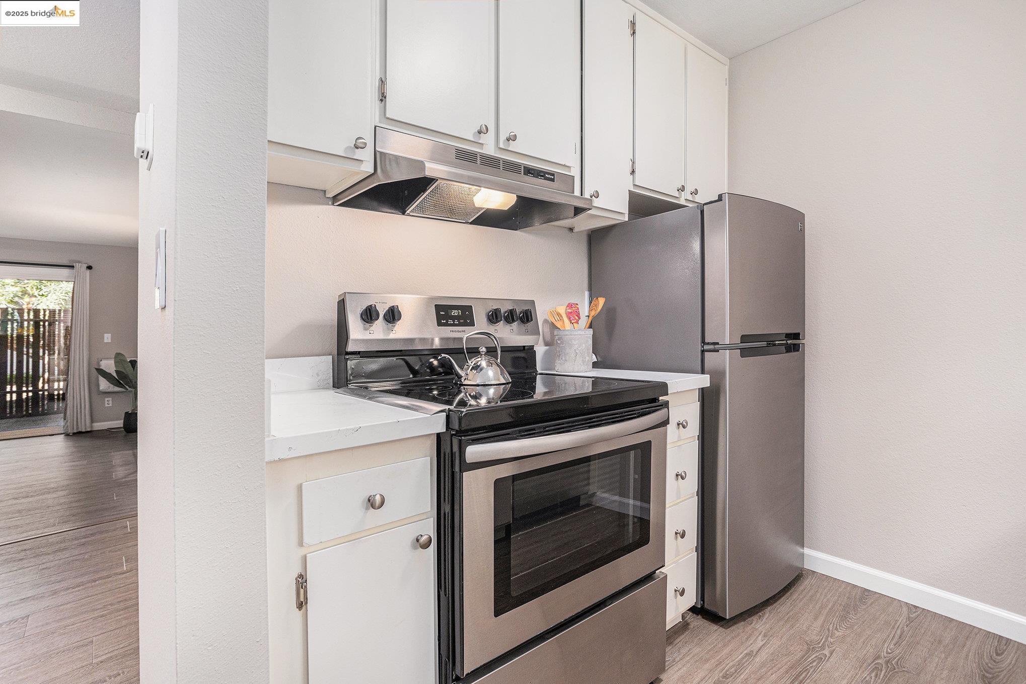 Photo #5: 41112147 Listing 