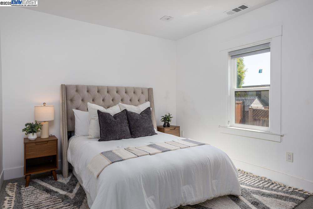 Detail Gallery Image 11 of 43 For 20378 Stanton Ave, Castro Valley,  CA 94546 - 3 Beds | 2 Baths