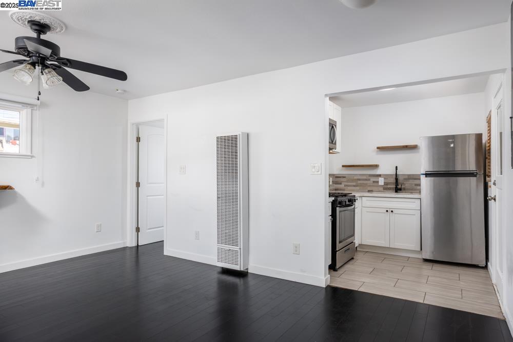 Detail Gallery Image 19 of 43 For 20378 Stanton Ave, Castro Valley,  CA 94546 - 3 Beds | 2 Baths