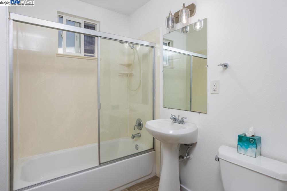 Detail Gallery Image 22 of 43 For 20378 Stanton Ave, Castro Valley,  CA 94546 - 3 Beds | 2 Baths