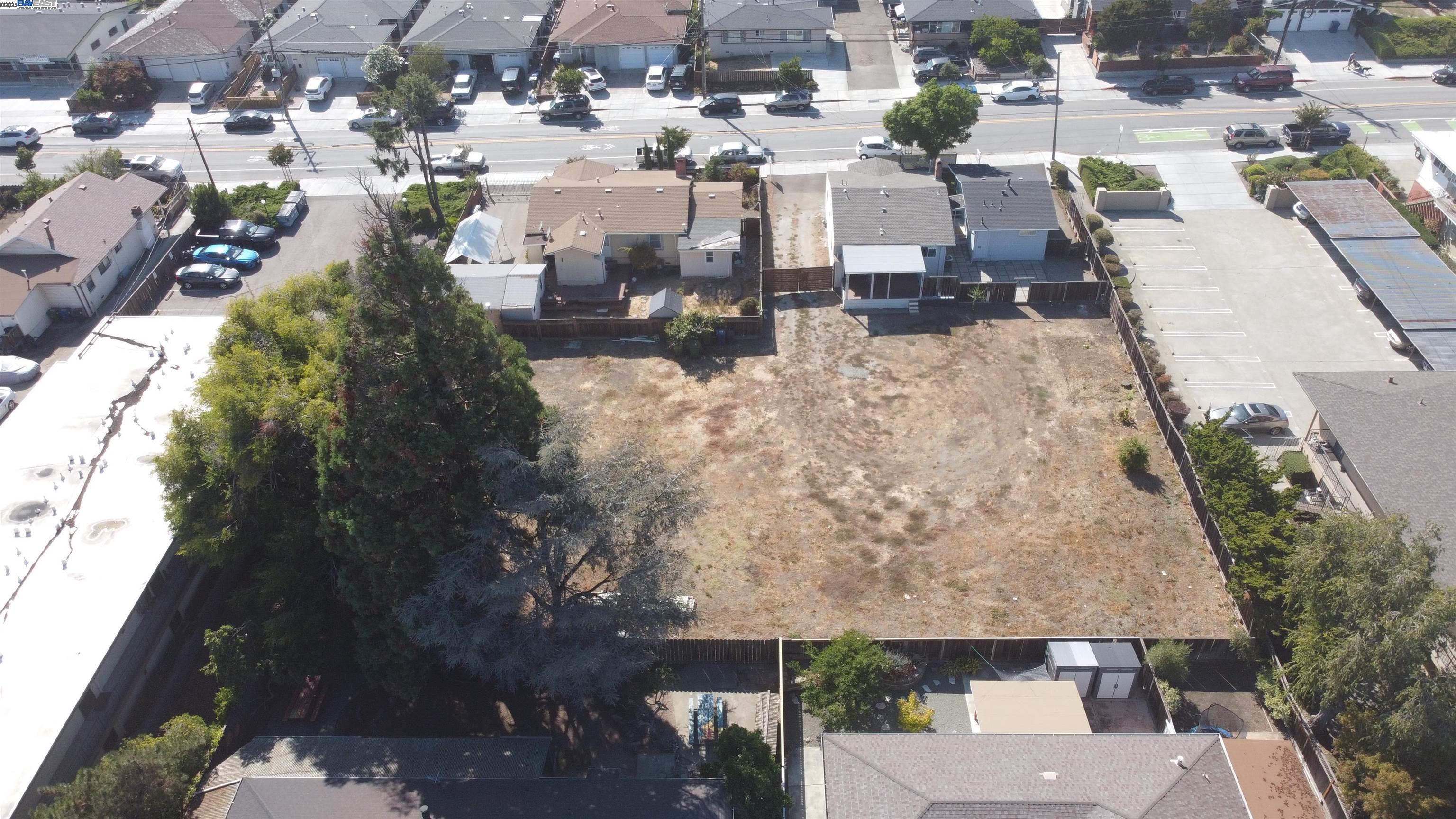 Detail Gallery Image 31 of 43 For 20378 Stanton Ave, Castro Valley,  CA 94546 - 3 Beds | 2 Baths