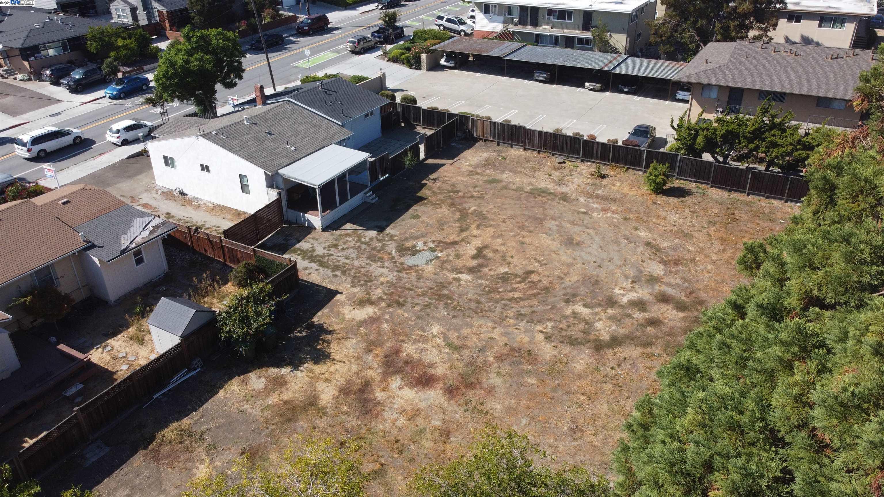 Detail Gallery Image 35 of 43 For 20378 Stanton Ave, Castro Valley,  CA 94546 - 3 Beds | 2 Baths