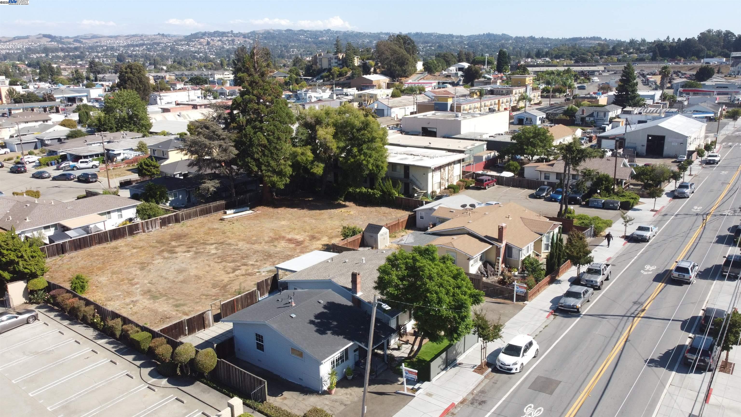 Detail Gallery Image 38 of 43 For 20378 Stanton Ave, Castro Valley,  CA 94546 - 3 Beds | 2 Baths