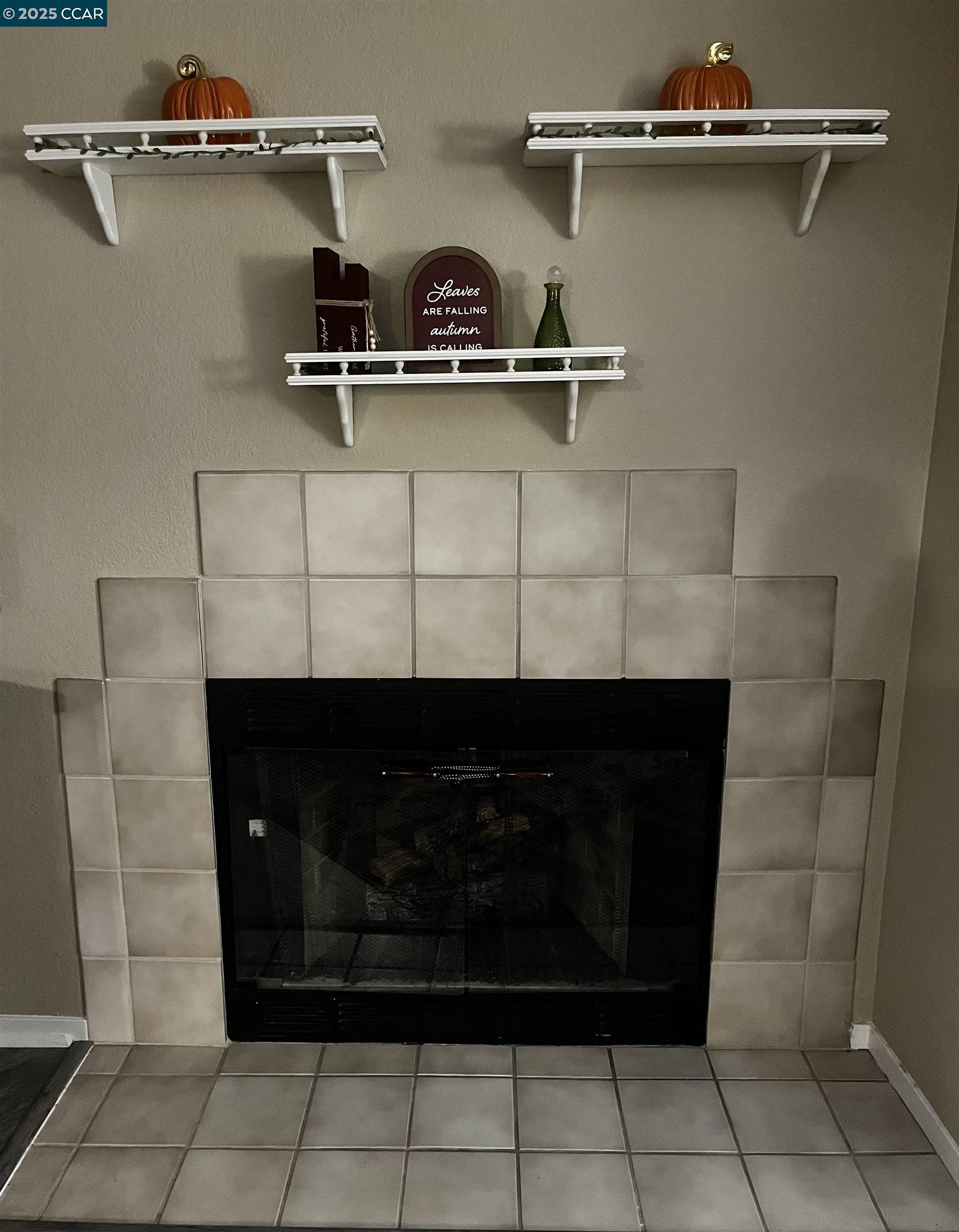 Photo #5: 41112153 Listing 