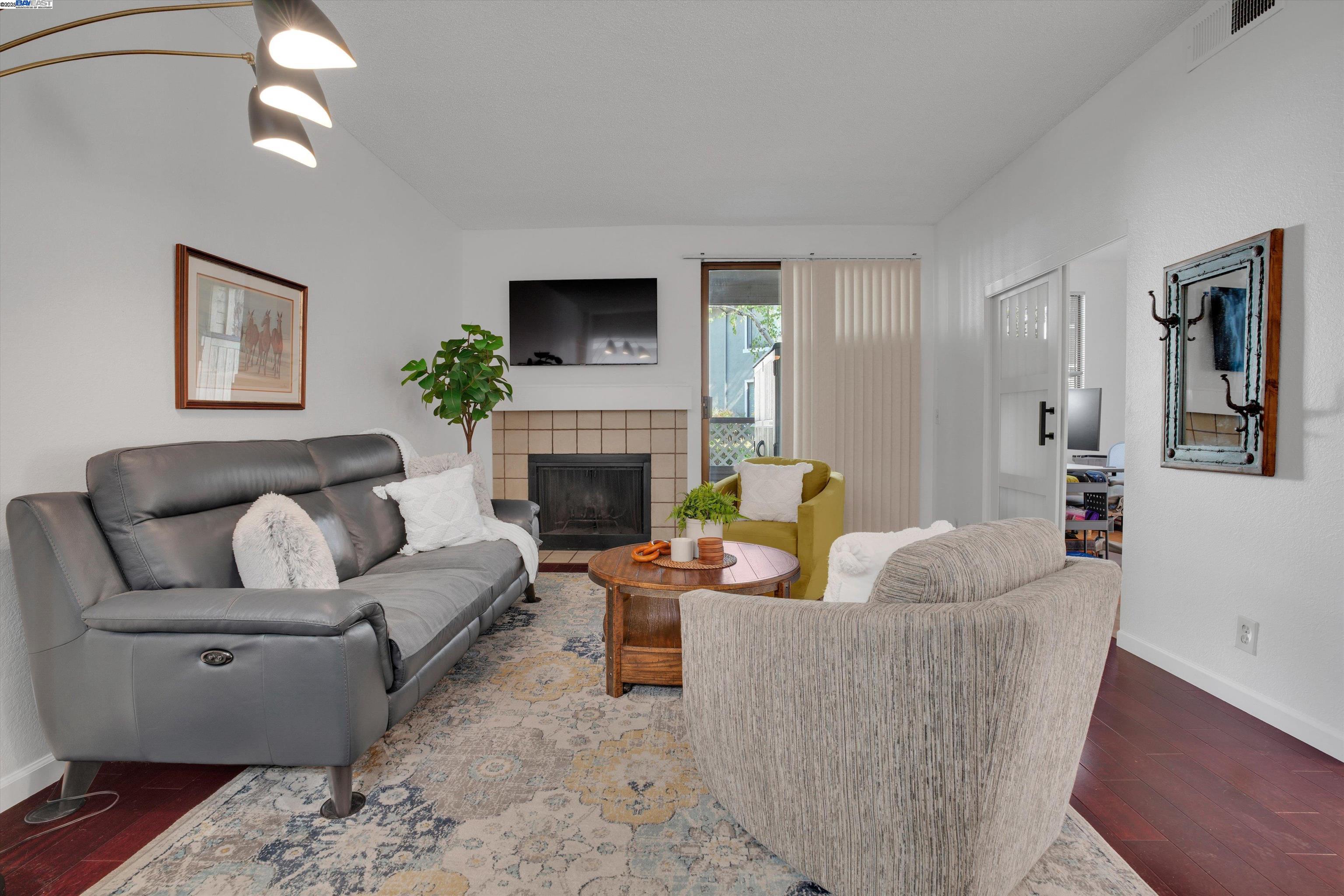 Photo #9: 41112168 Listing: Photo #9