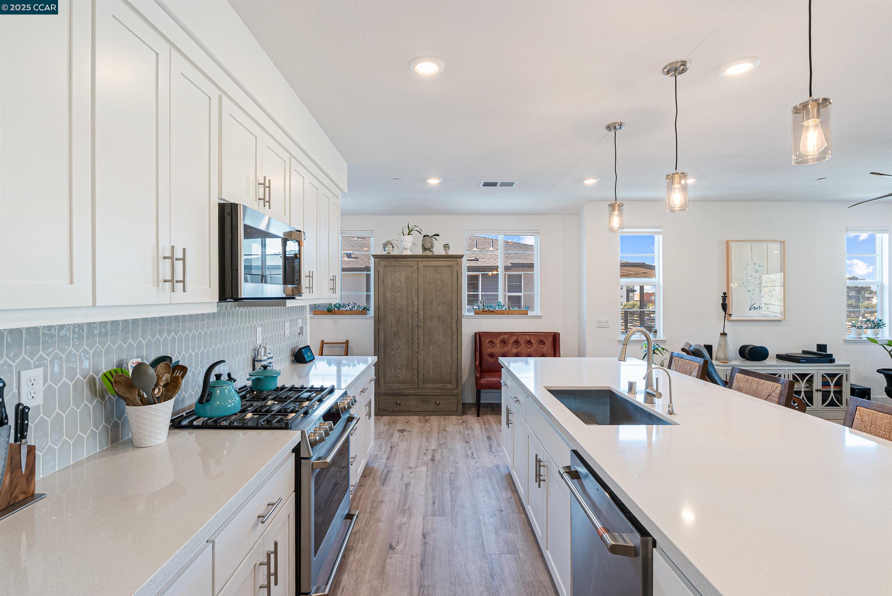 Photo #9: 41112173 Listing: Photo #9