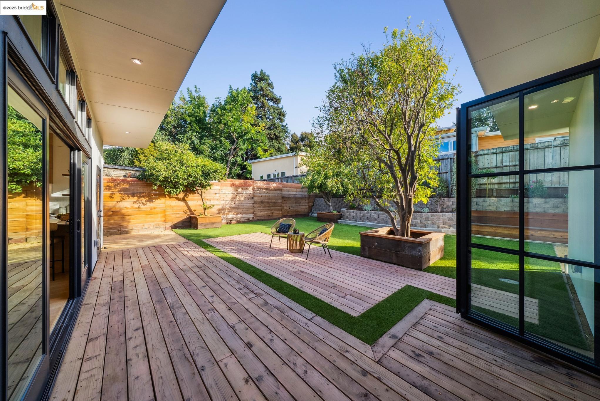 Detail Gallery Image 28 of 52 For 4616 Elmwood Rd, El Sobrante,  CA 94803 - 3 Beds | 2 Baths