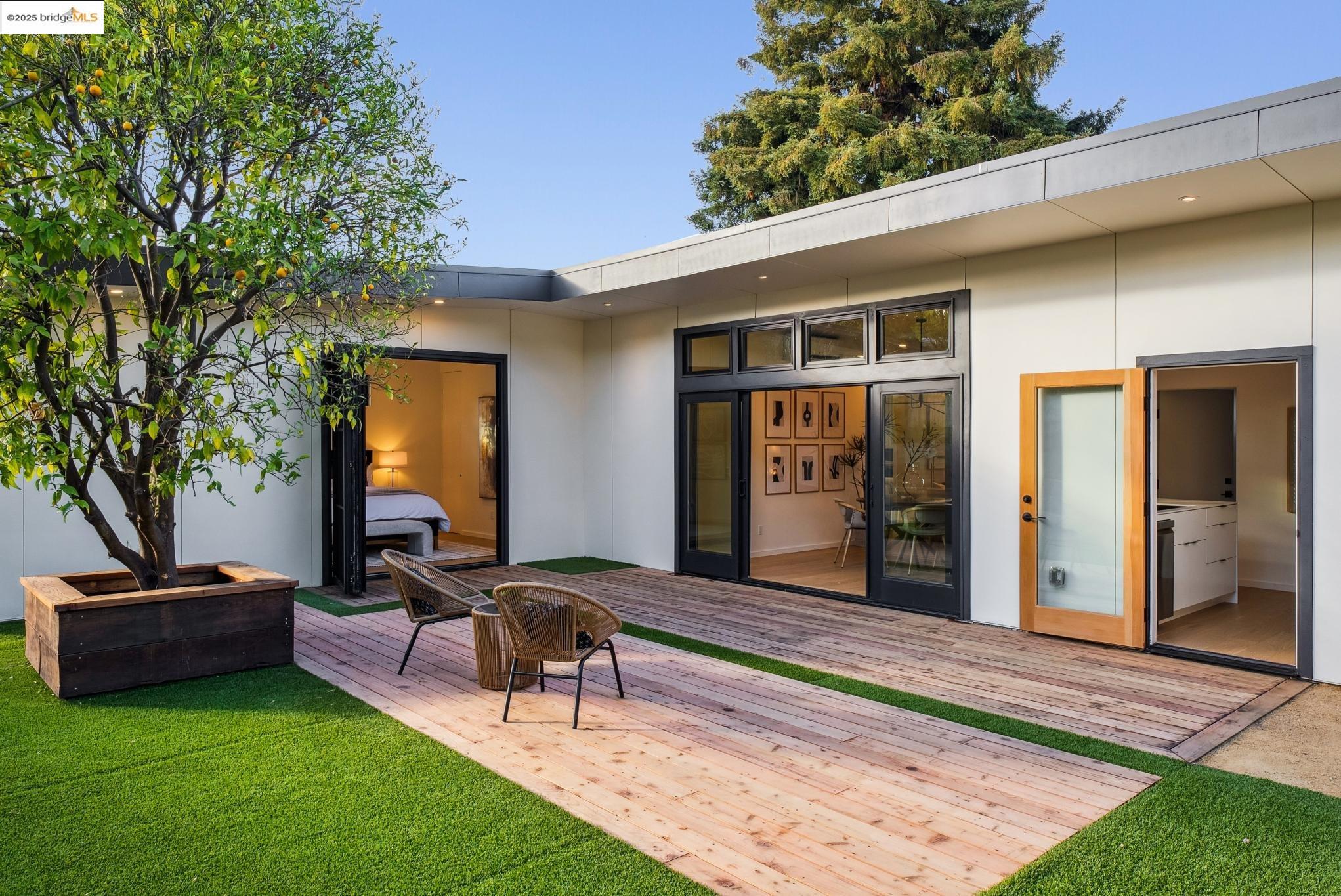 Detail Gallery Image 30 of 52 For 4616 Elmwood Rd, El Sobrante,  CA 94803 - 3 Beds | 2 Baths