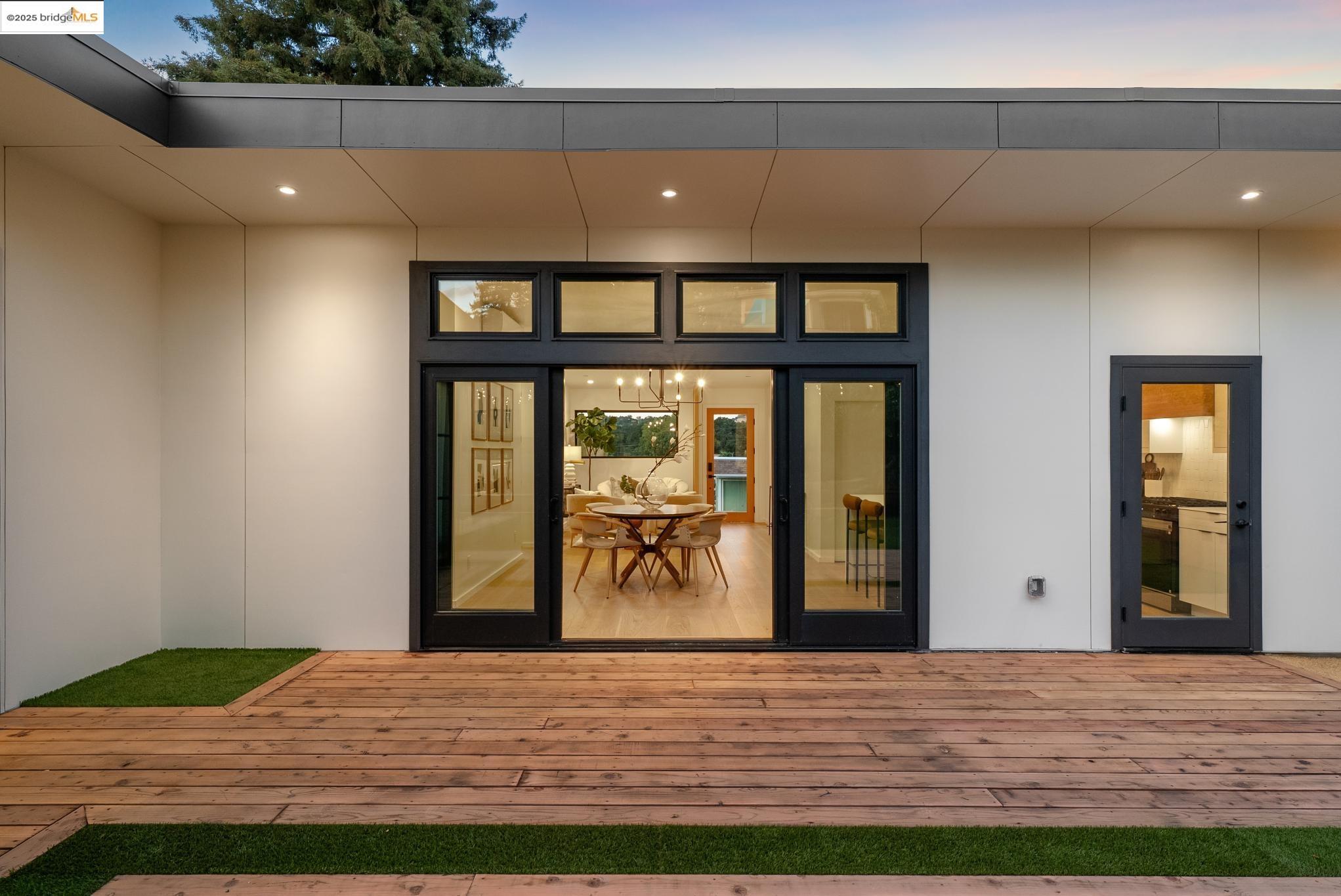 Detail Gallery Image 39 of 52 For 4616 Elmwood Rd, El Sobrante,  CA 94803 - 3 Beds | 2 Baths