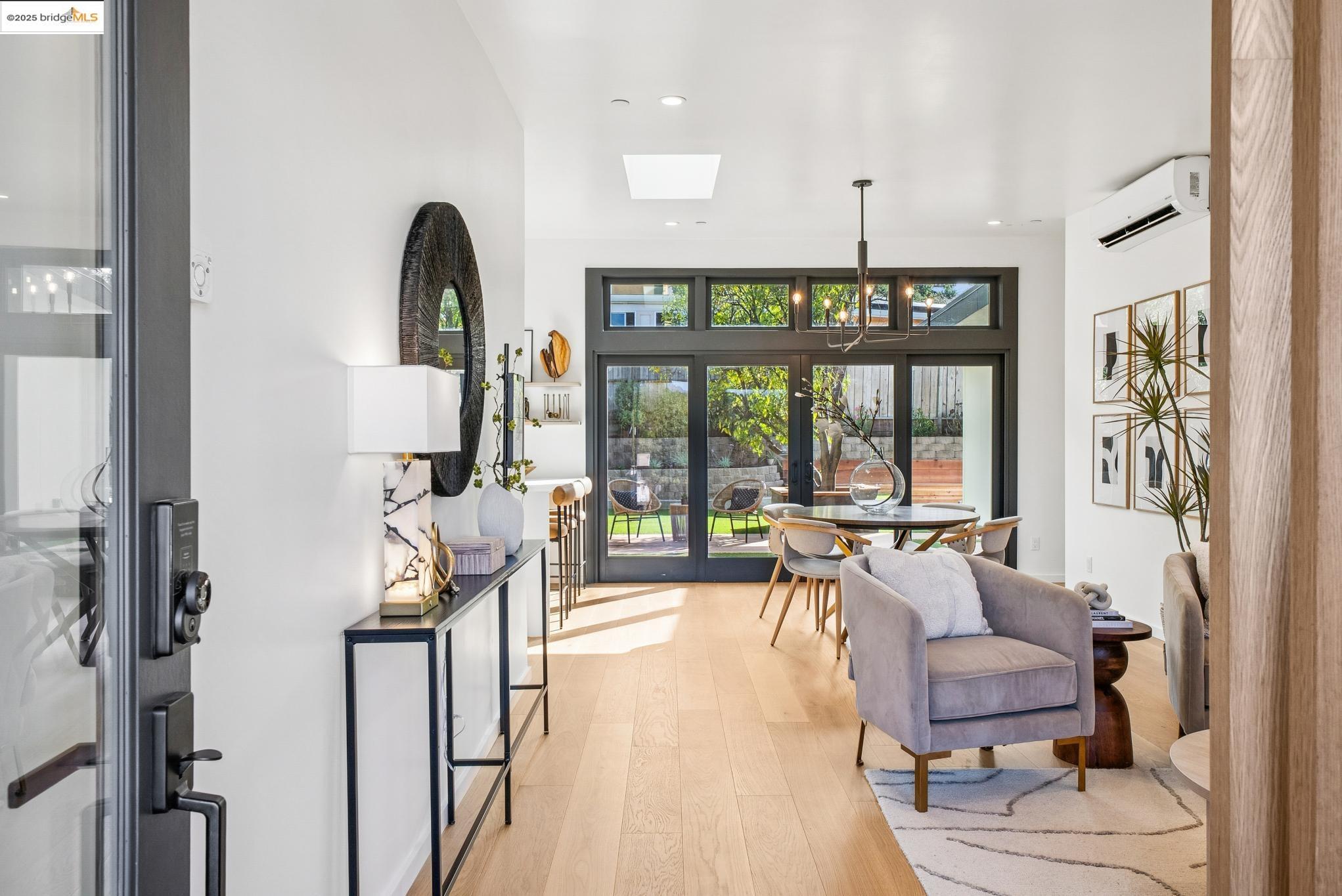 Detail Gallery Image 4 of 52 For 4616 Elmwood Rd, El Sobrante,  CA 94803 - 3 Beds | 2 Baths