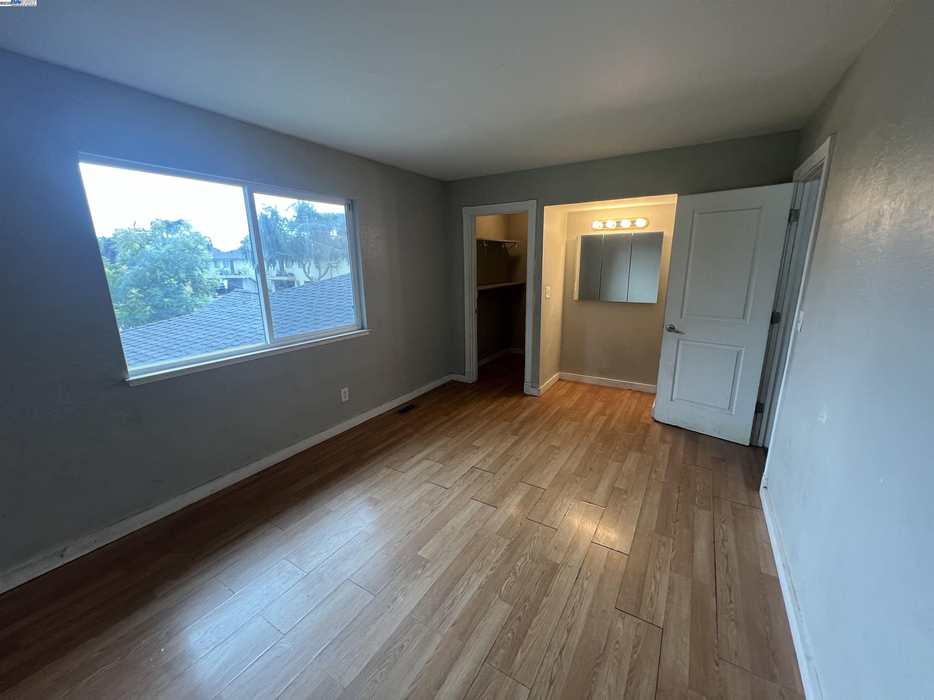 Photo #12: 41112179 Listing: Photo #12
