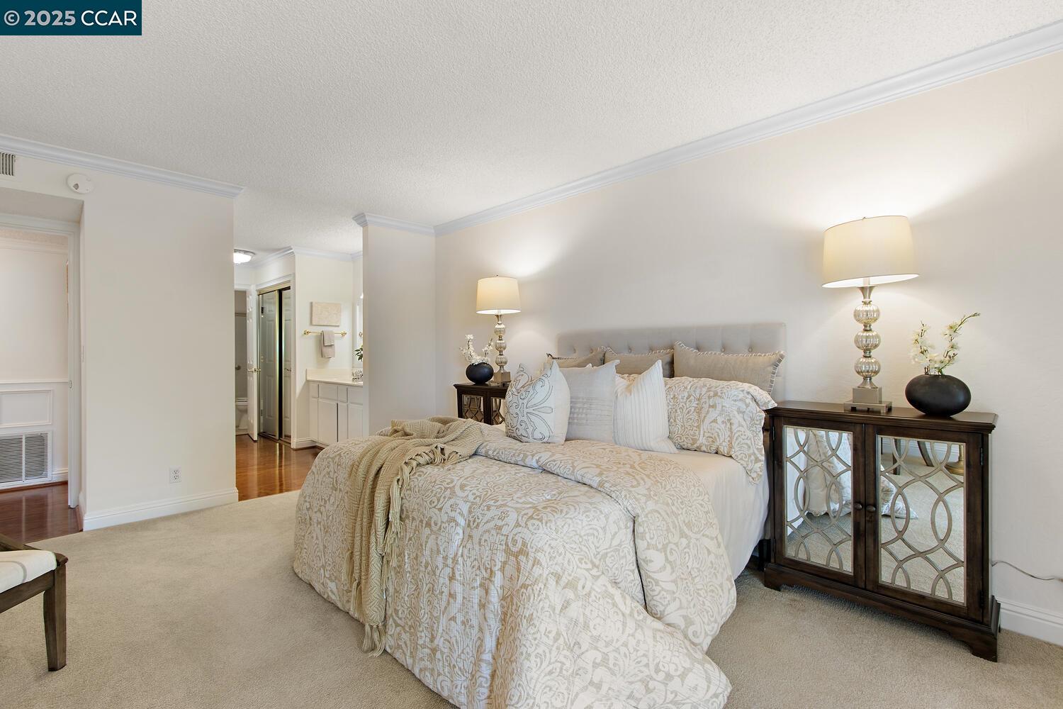 Photo #15: 41112181 Listing: Photo #15