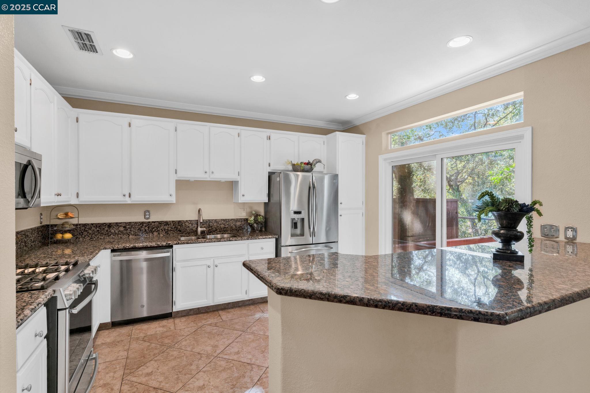 Photo #25: 41112186 Listing: Photo #25