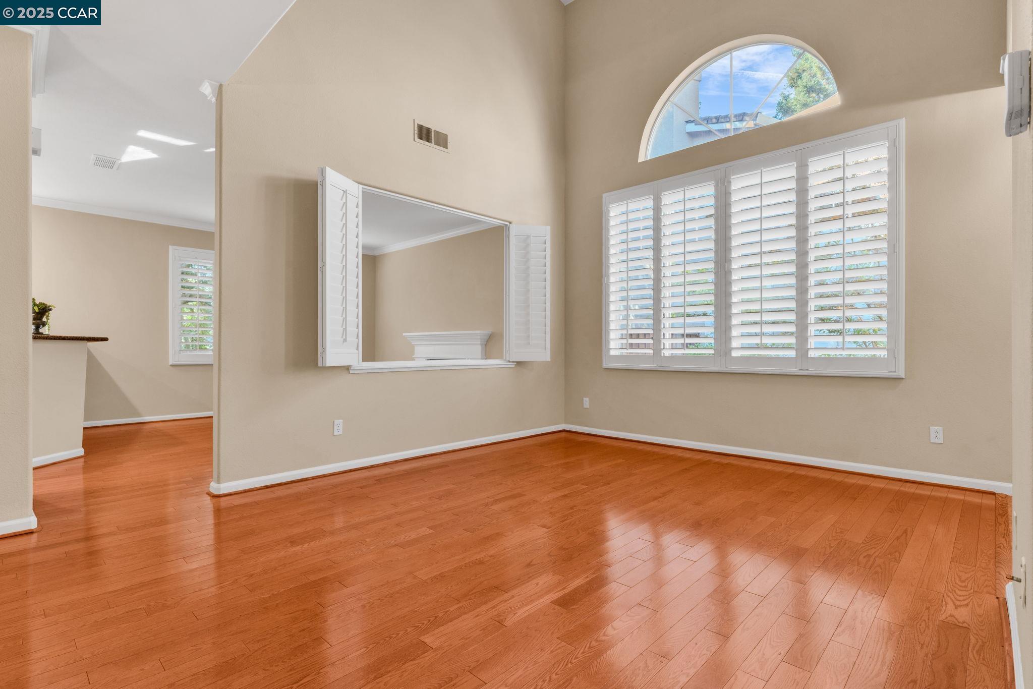 Photo #7: 41112186 Listing: Photo #7