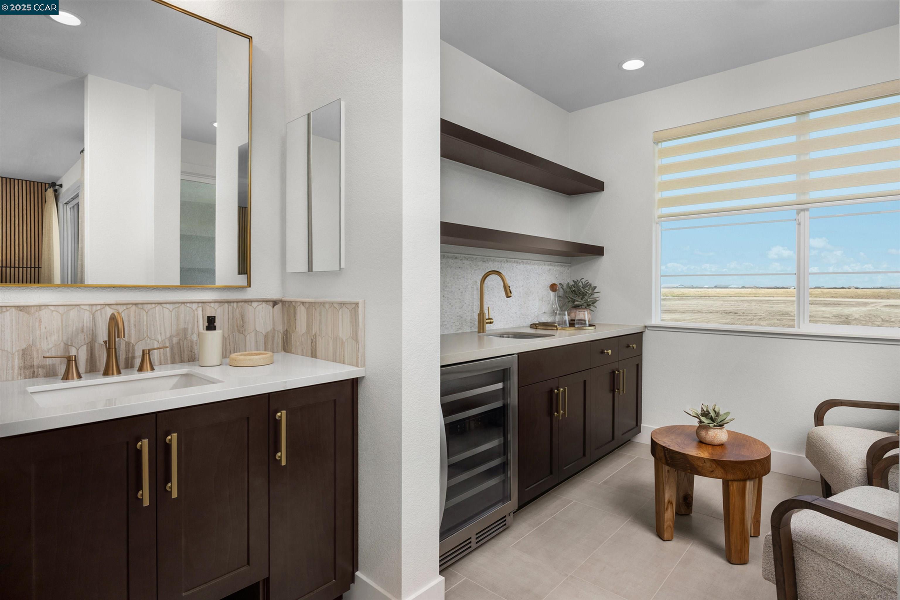 Detail Gallery Image 12 of 15 For 17032 Aldergrove Court, Lathrop,  CA 95330 - 5 Beds | 4/1 Baths