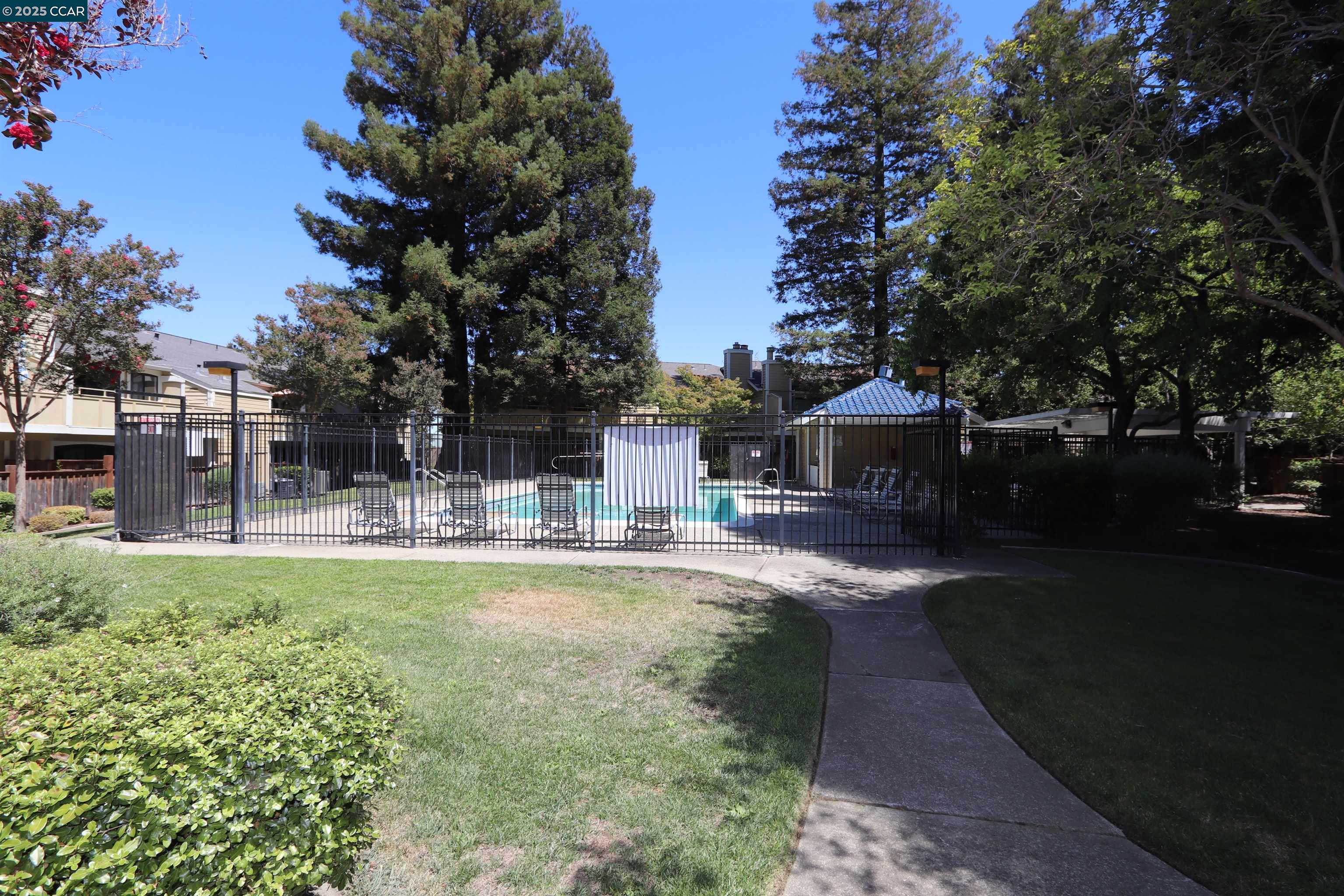 Photo #28: 41112207 Listing: Photo #28