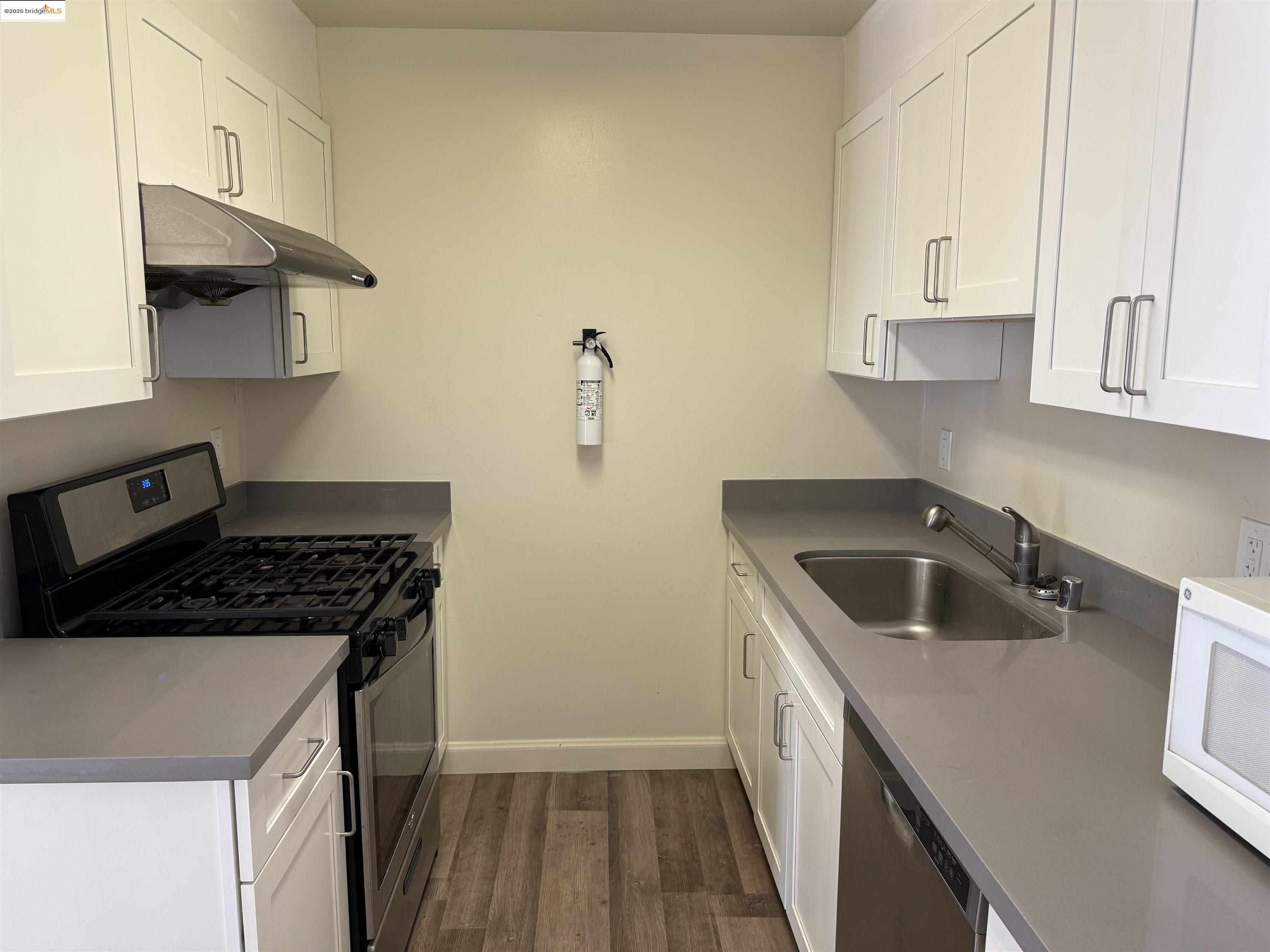 Photo #5: 41112208 Listing 