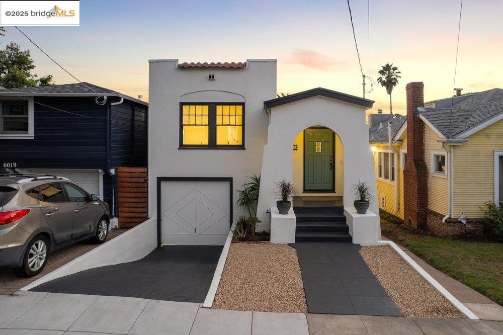 Front Image Thumbnail for EB41112216