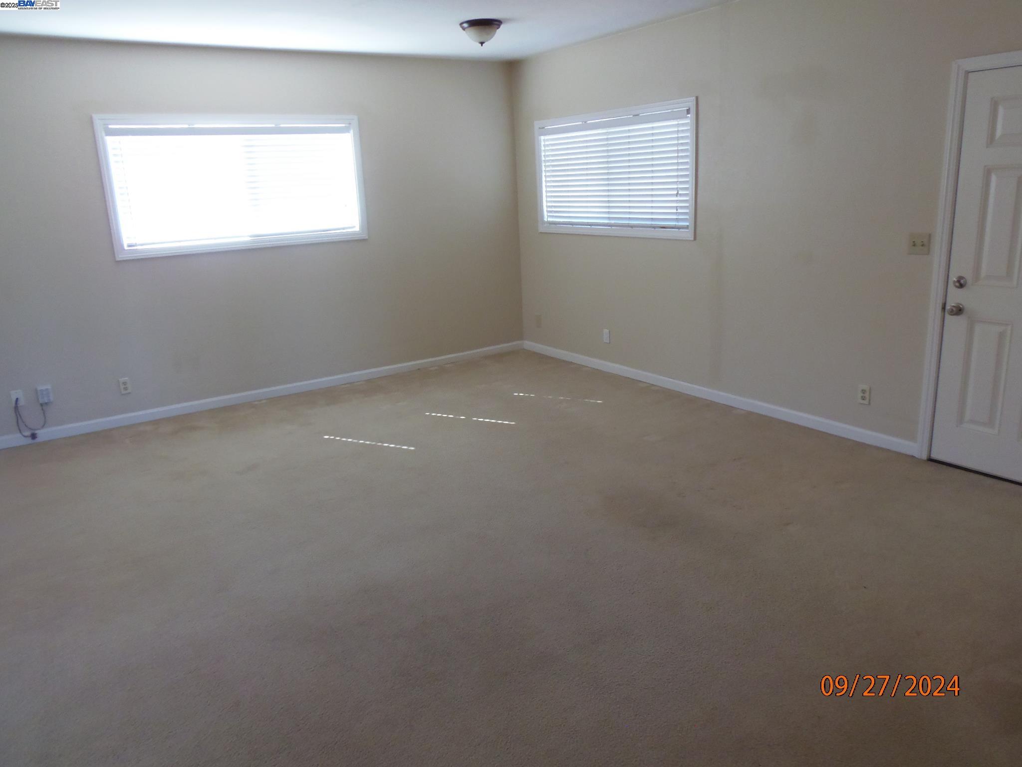 Detail Gallery Image 14 of 27 For 8320 Davona Dr, Dublin,  CA 94568 - 3 Beds | 2 Baths