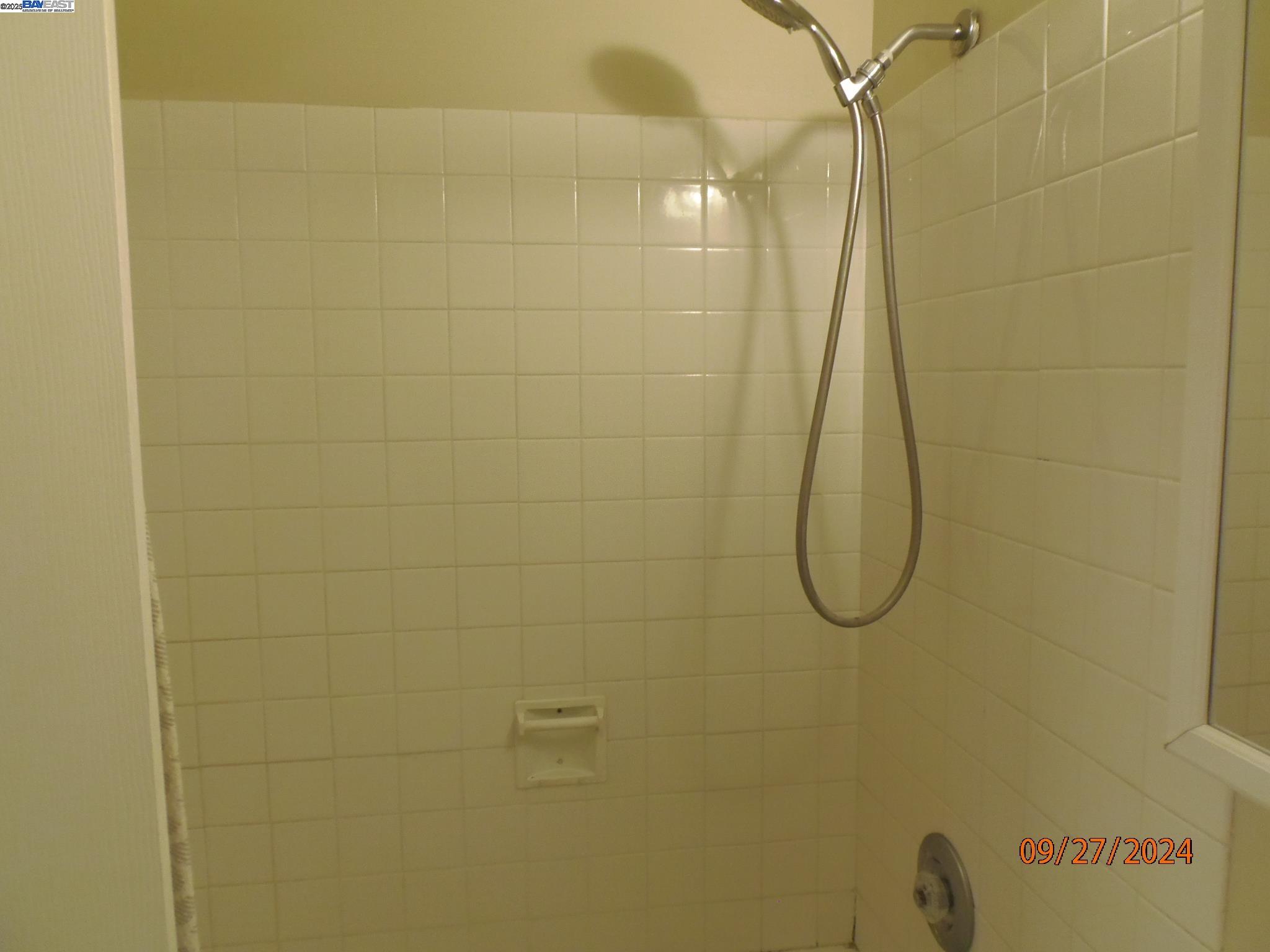 Detail Gallery Image 22 of 27 For 8320 Davona Dr, Dublin,  CA 94568 - 3 Beds | 2 Baths