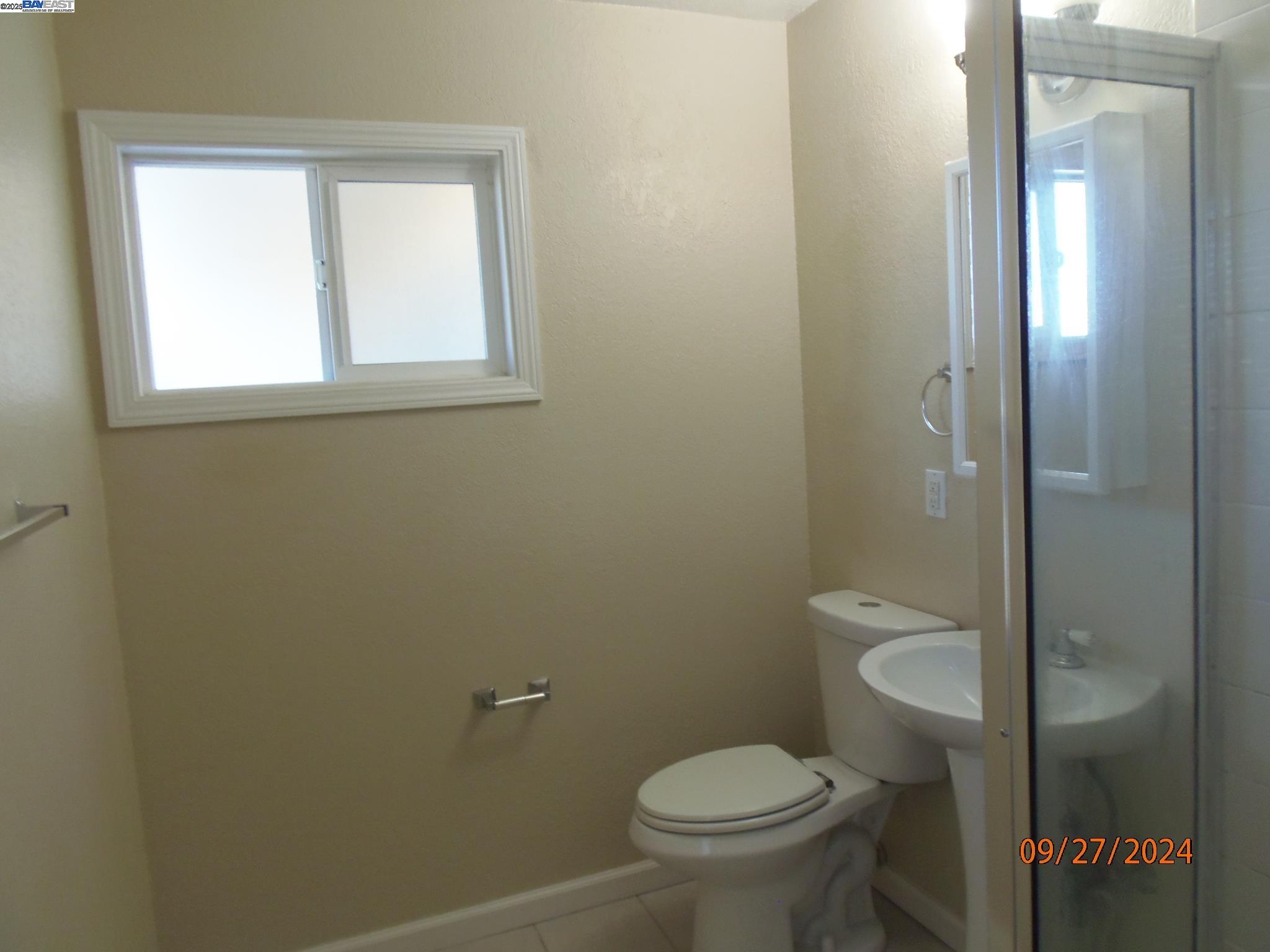 Detail Gallery Image 26 of 27 For 8320 Davona Dr, Dublin,  CA 94568 - 3 Beds | 2 Baths
