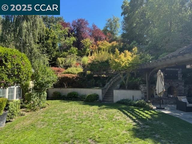 Detail Gallery Image 19 of 19 For 102 Overhill Rd, Orinda,  CA 94563 - 5 Beds | 4/1 Baths