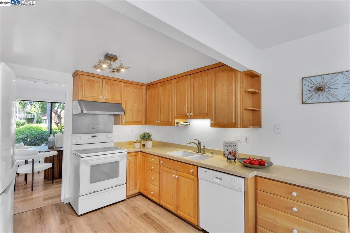 Photo #11: 41112247 Listing: Photo #11
