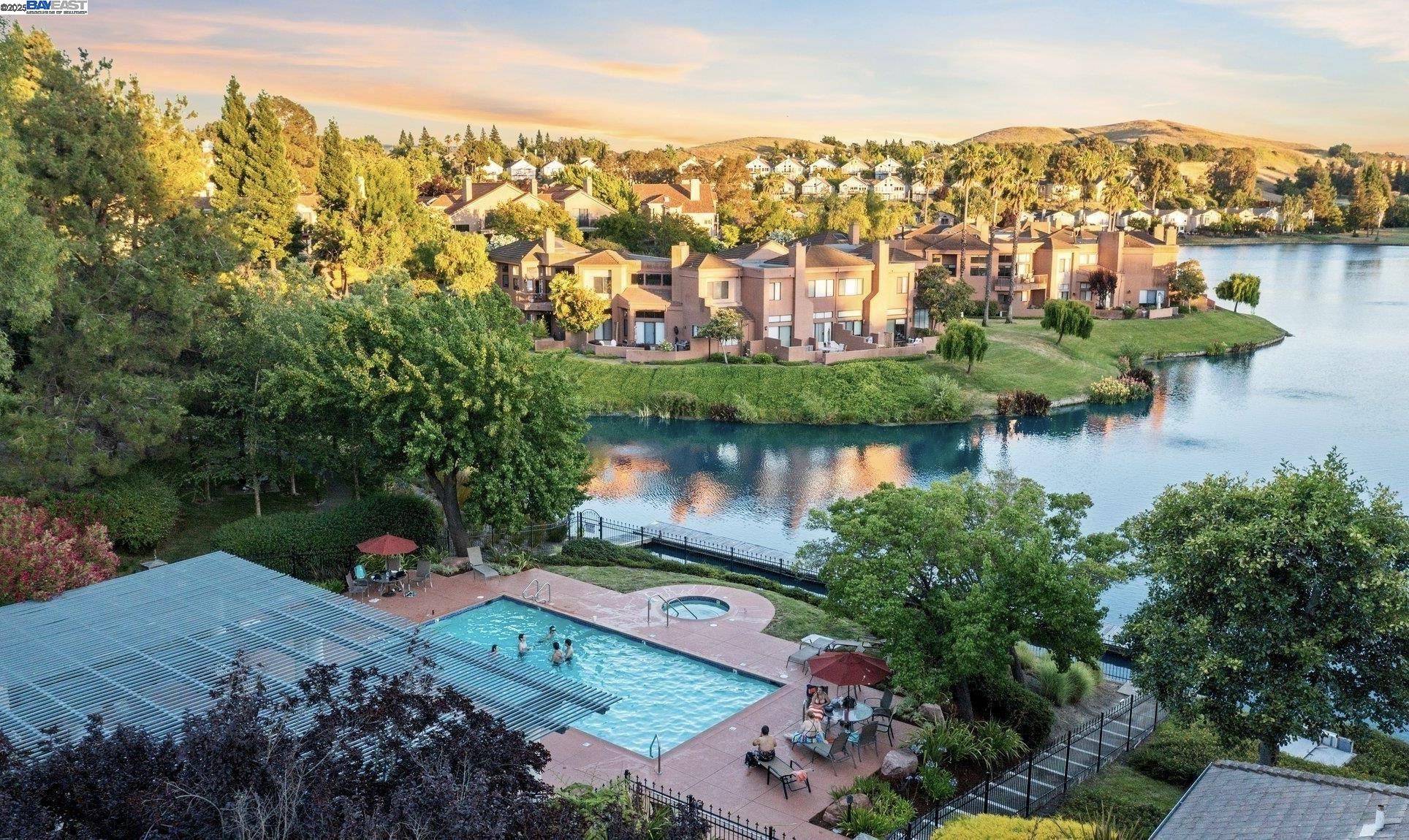 Detail Gallery Image 53 of 60 For 4063 W Lakeshore Dr, San Ramon,  CA 94582 - 2 Beds | 2/1 Baths