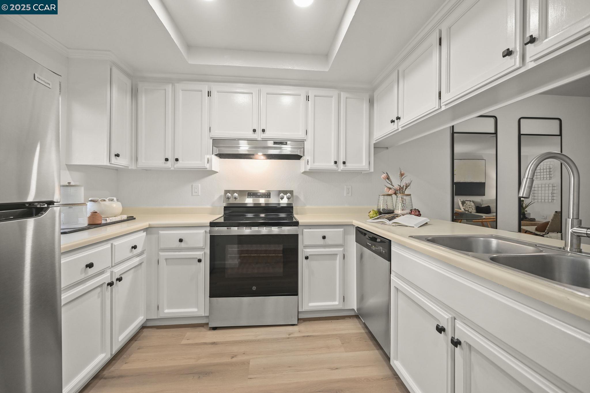 Photo #11: 41112257 Listing: Photo #11