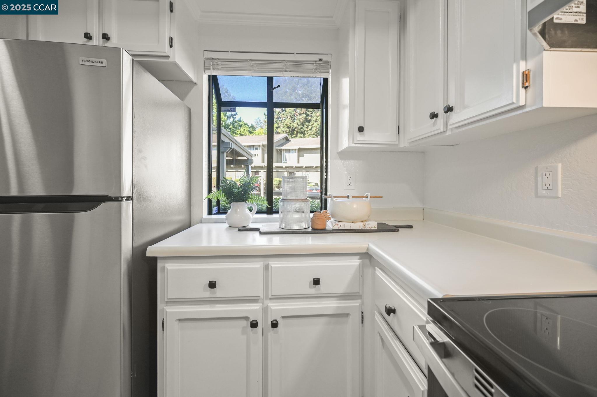 Photo #12: 41112257 Listing: Photo #12