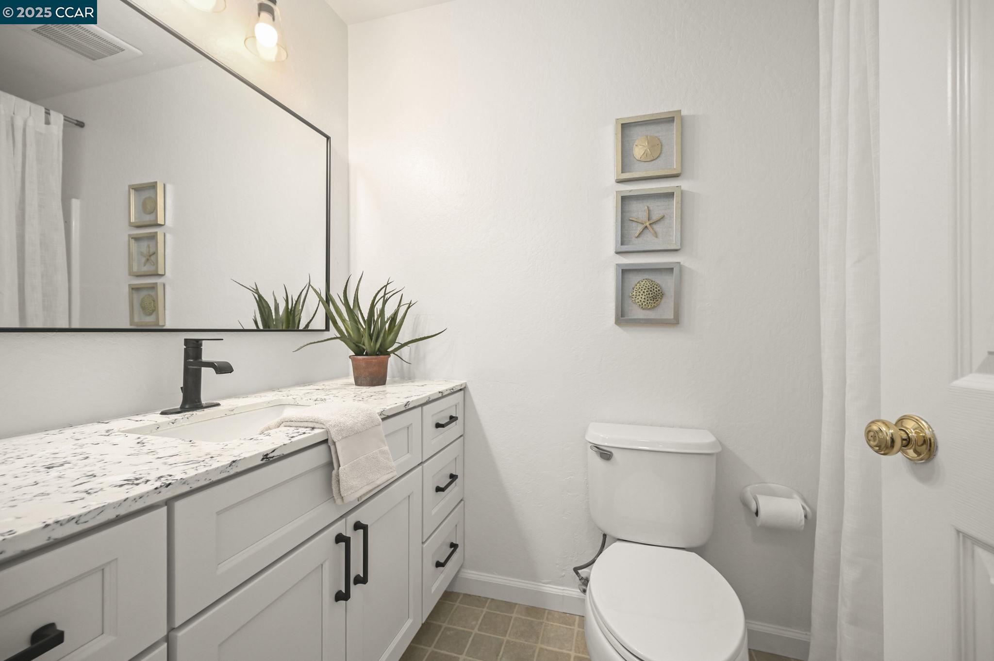 Photo #16: 41112257 Listing: Photo #16