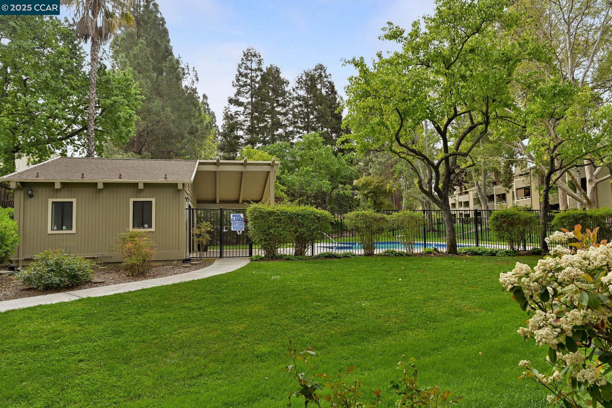 Photo #28: 41112257 Listing: Photo #28